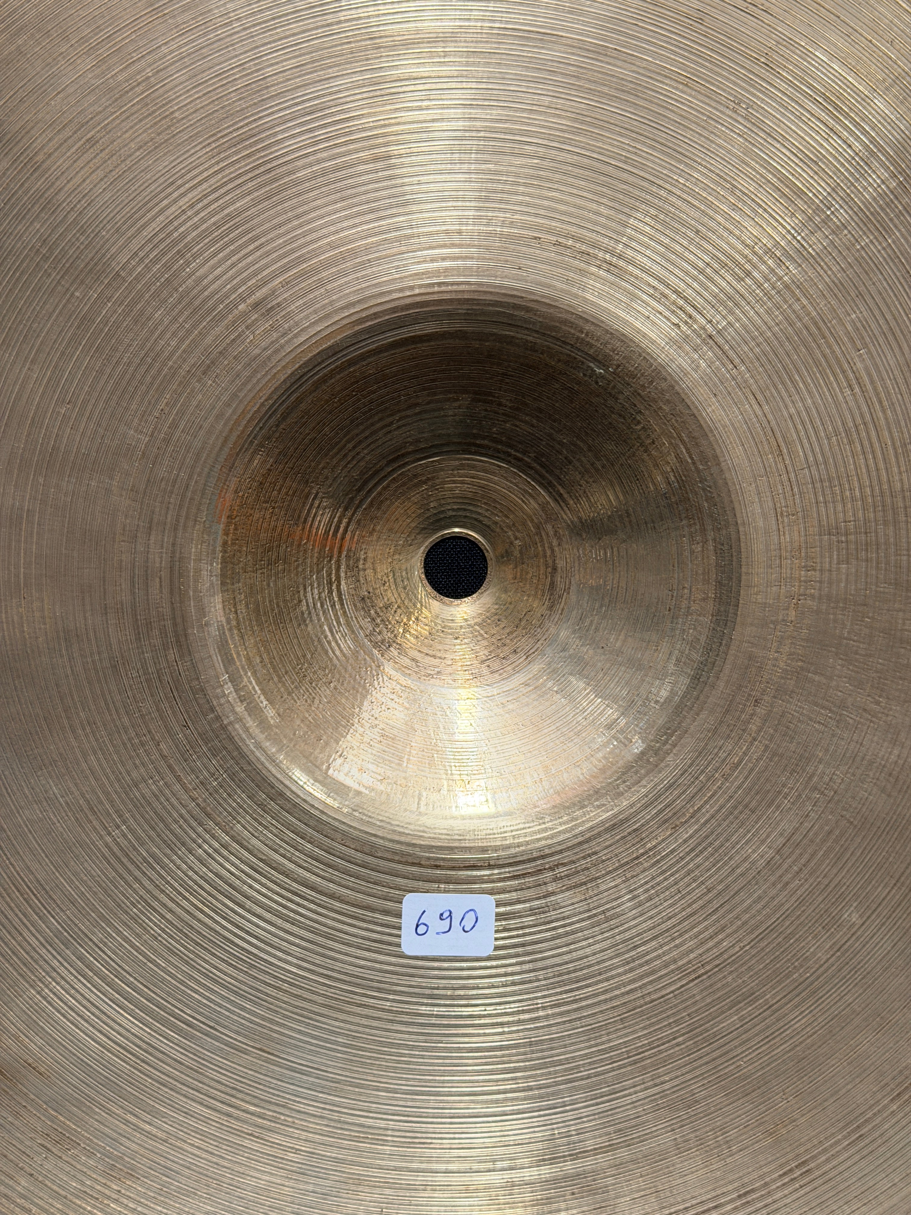 14" Zildjian Avedis Hi-Hat hollow logo from 1970's 1384-690 grams