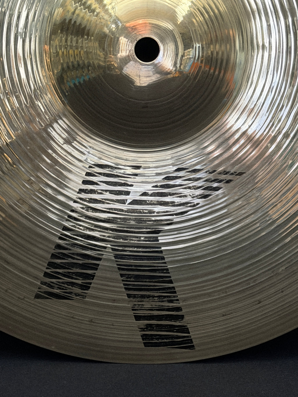 14” Zildjian K Dark Crash 750 grams IAK