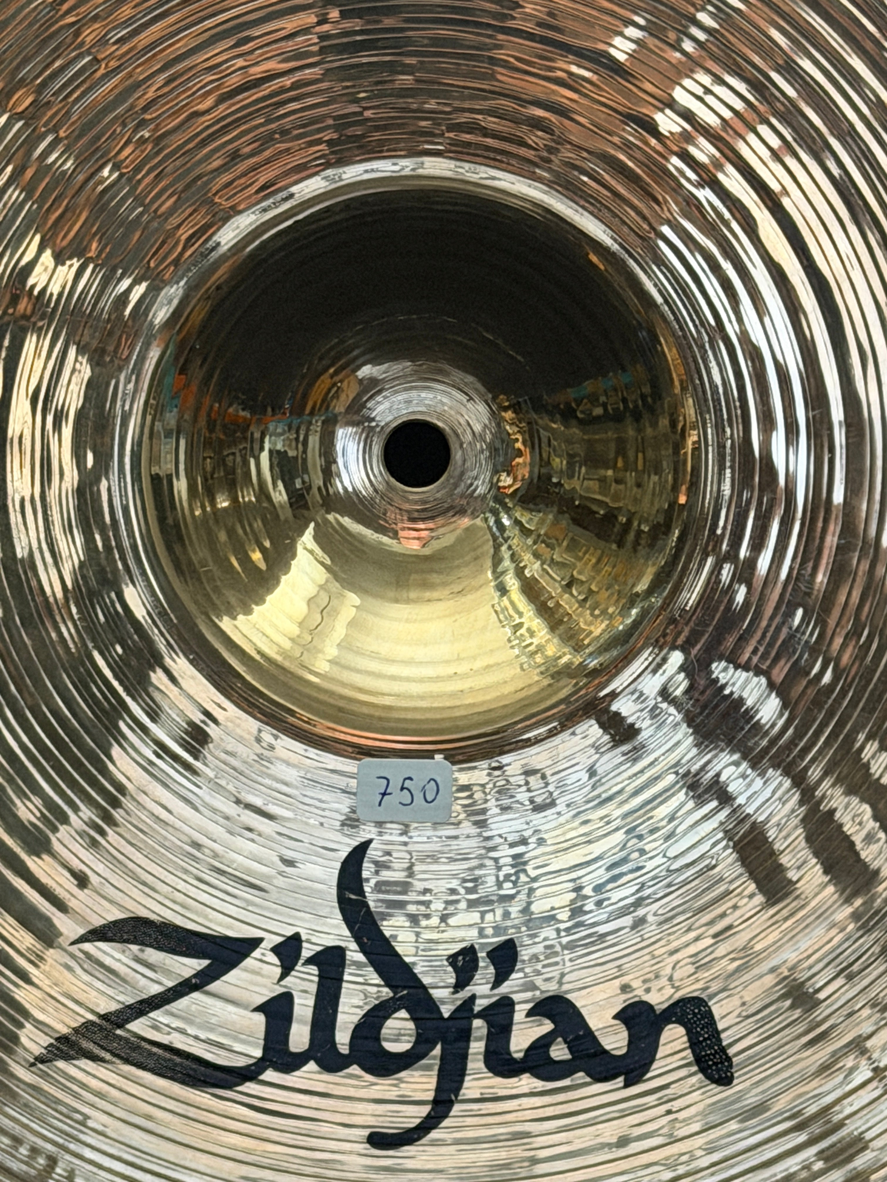 14” Zildjian K Dark Crash 750 grams IAK