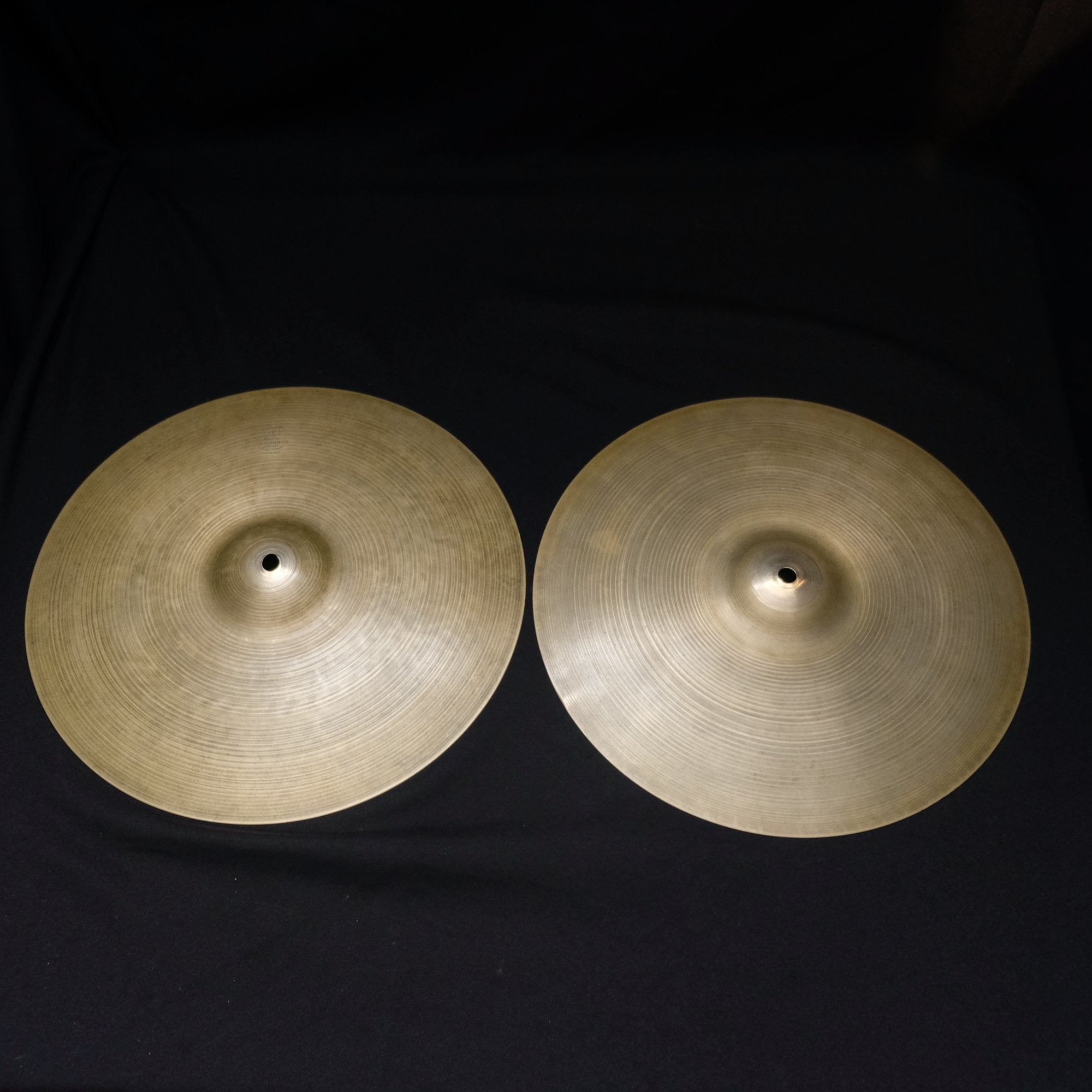 15" Zildjian Avedis Hi-Hat little stamp from 1960's 1381-1127 grams