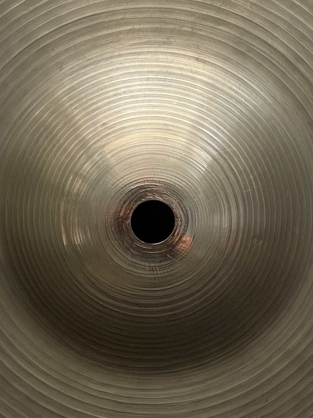15" Zildjian Avedis Hi-Hat 1369-1270 grams from 1960's