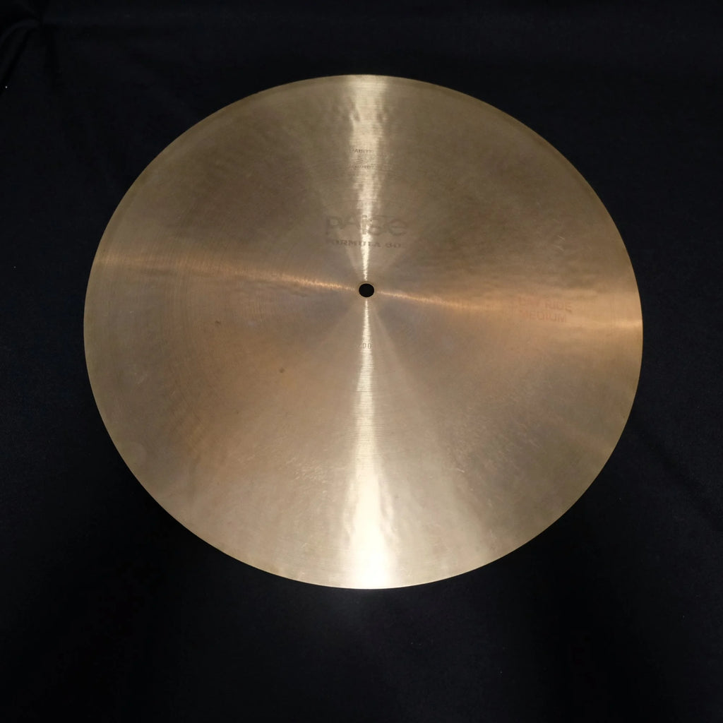 18" Paiste 602 Flat Ride Medium 1623 grams black logo from 1973