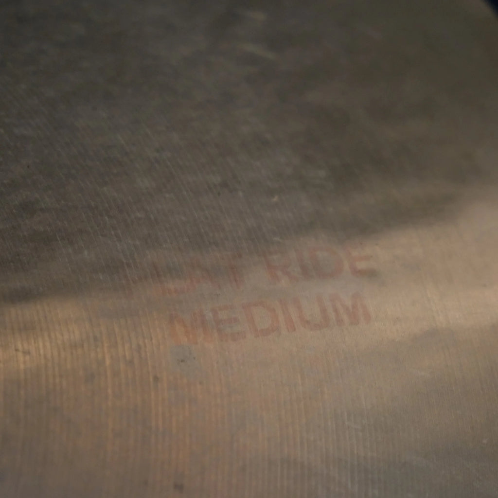 18" Paiste 602 Flat Ride Medium 1623 grams black logo from 1973
