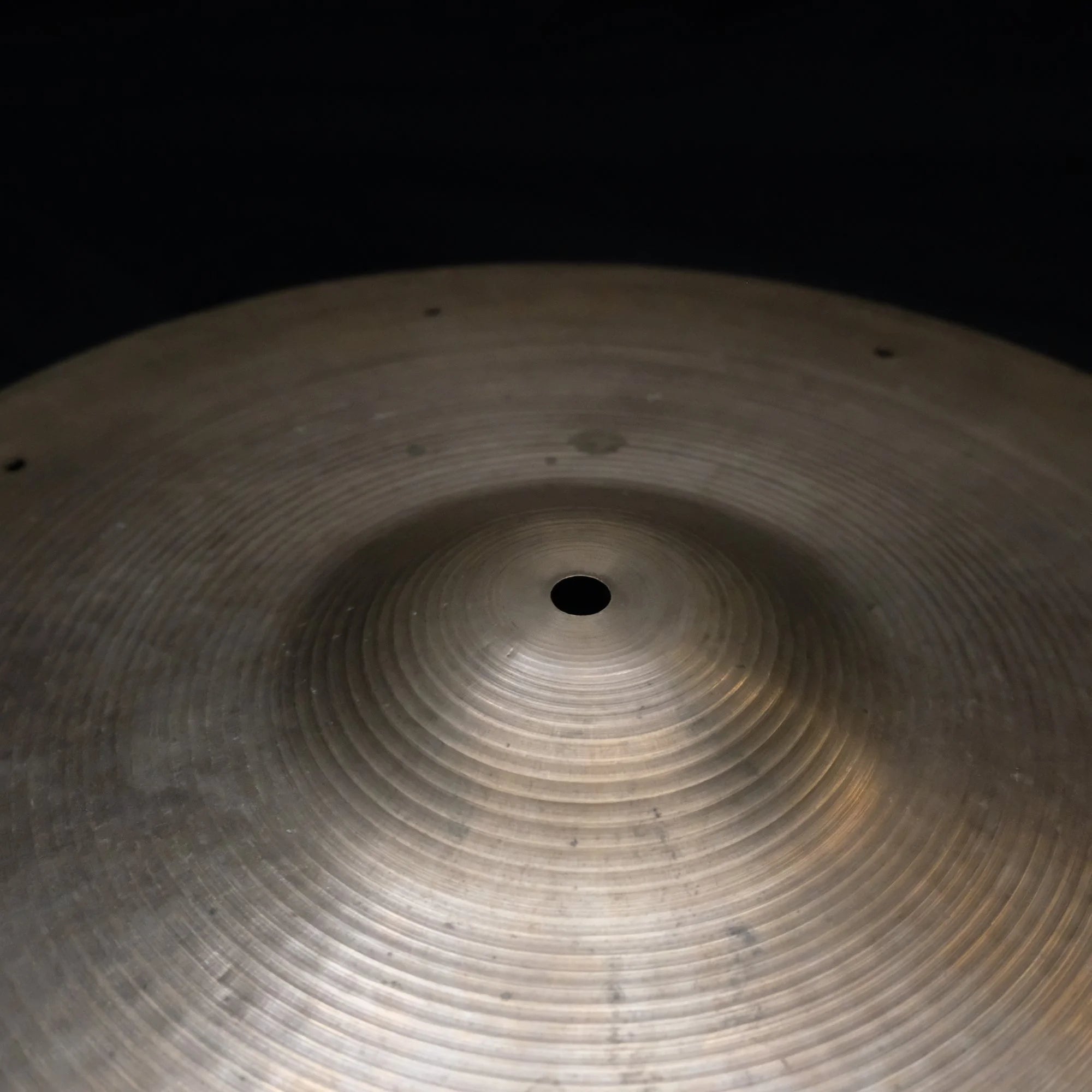 18" Zildjian Avedis light crash Hollow Logo from 1970's 1210 grams
