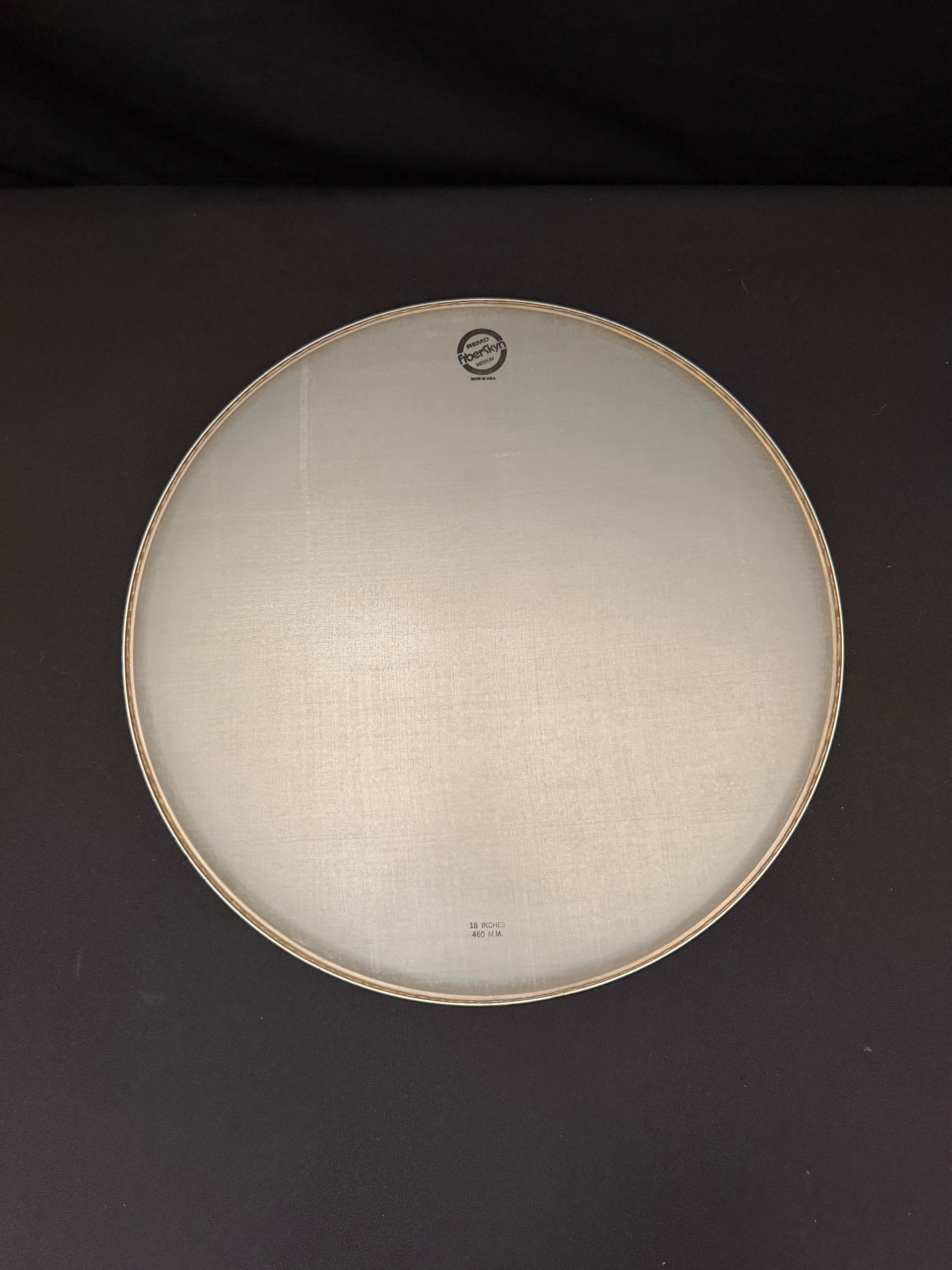 18" Remo Fiberskyn 1 Medium drum head NOS