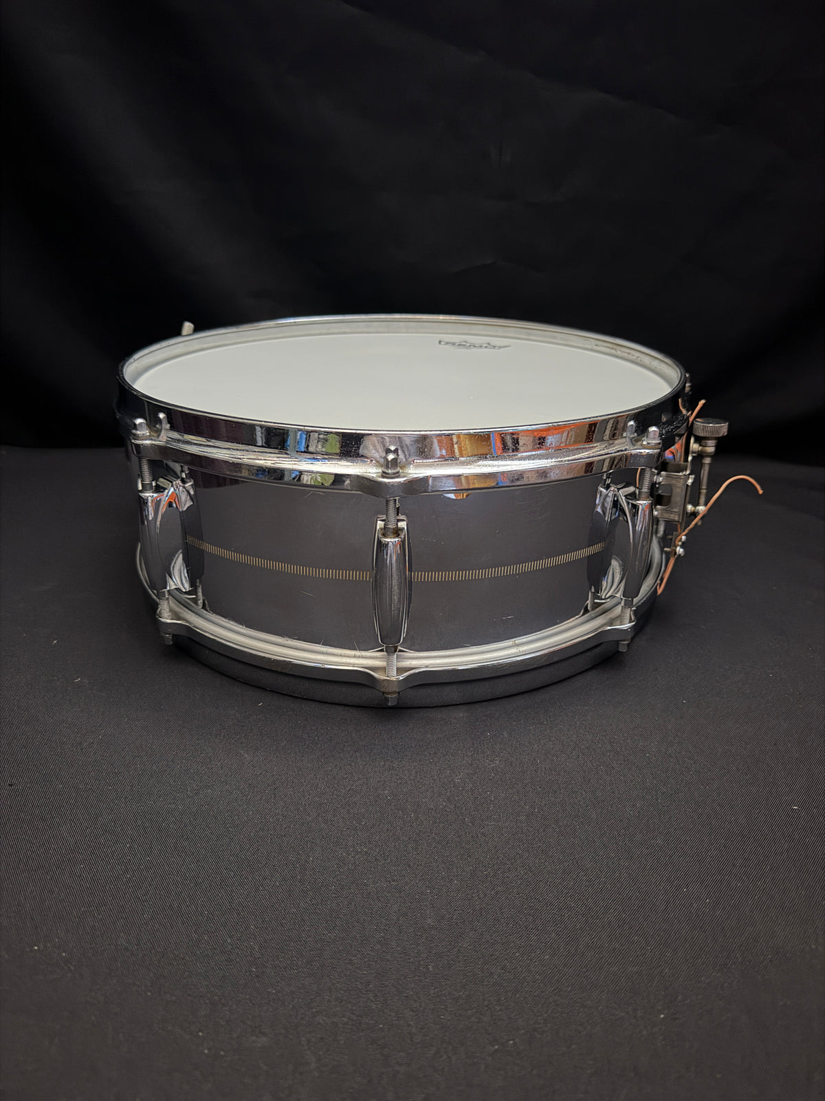 1965 Gretsch COB model 4160 snare drum 14" x 5"