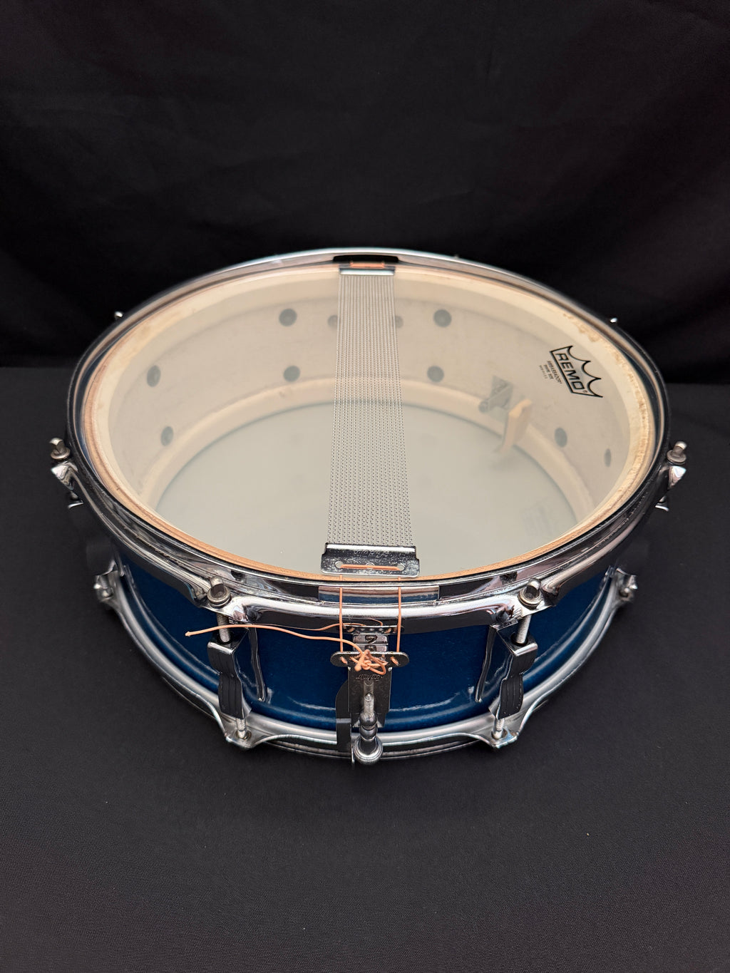 1965 Ludwig Jazz Festival 14" x 5" Blue Sparkle snare drum