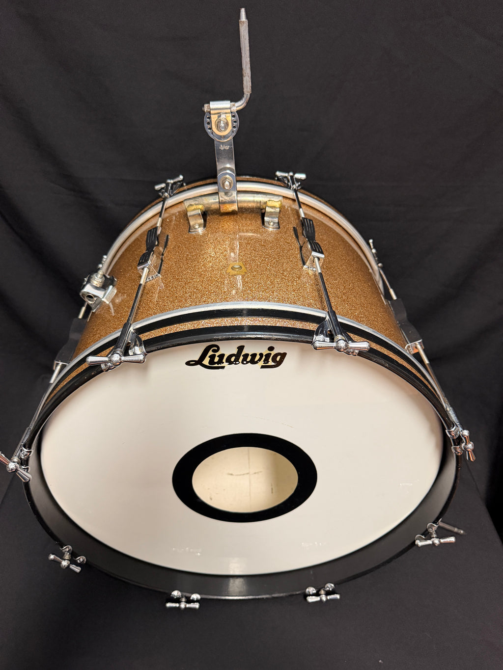 1967 Ludwig Club Date 20" x 14" Bass Drum Champagne Sparkle