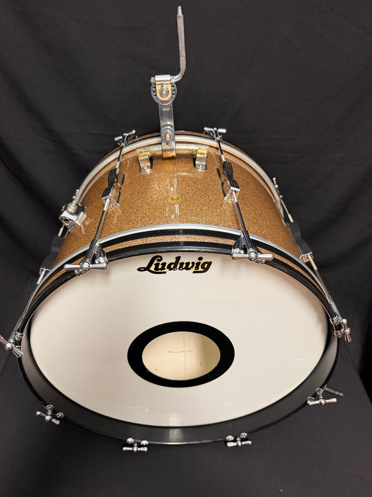 1967 Ludwig Club Date 20" x 14" Bass Drum Champagne Sparkle