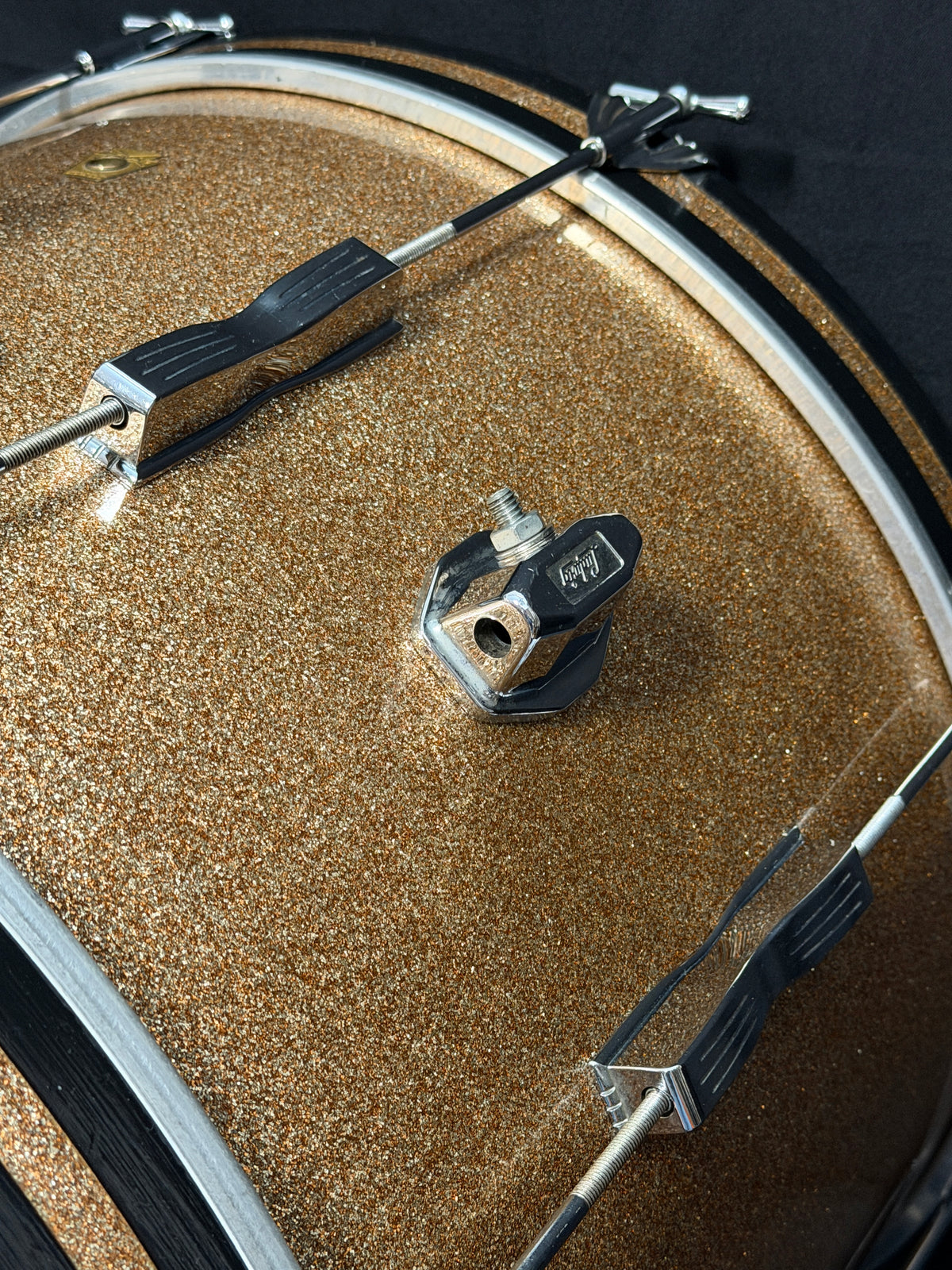 1967 Ludwig Club Date 20" x 14" Bass Drum Champagne Sparkle