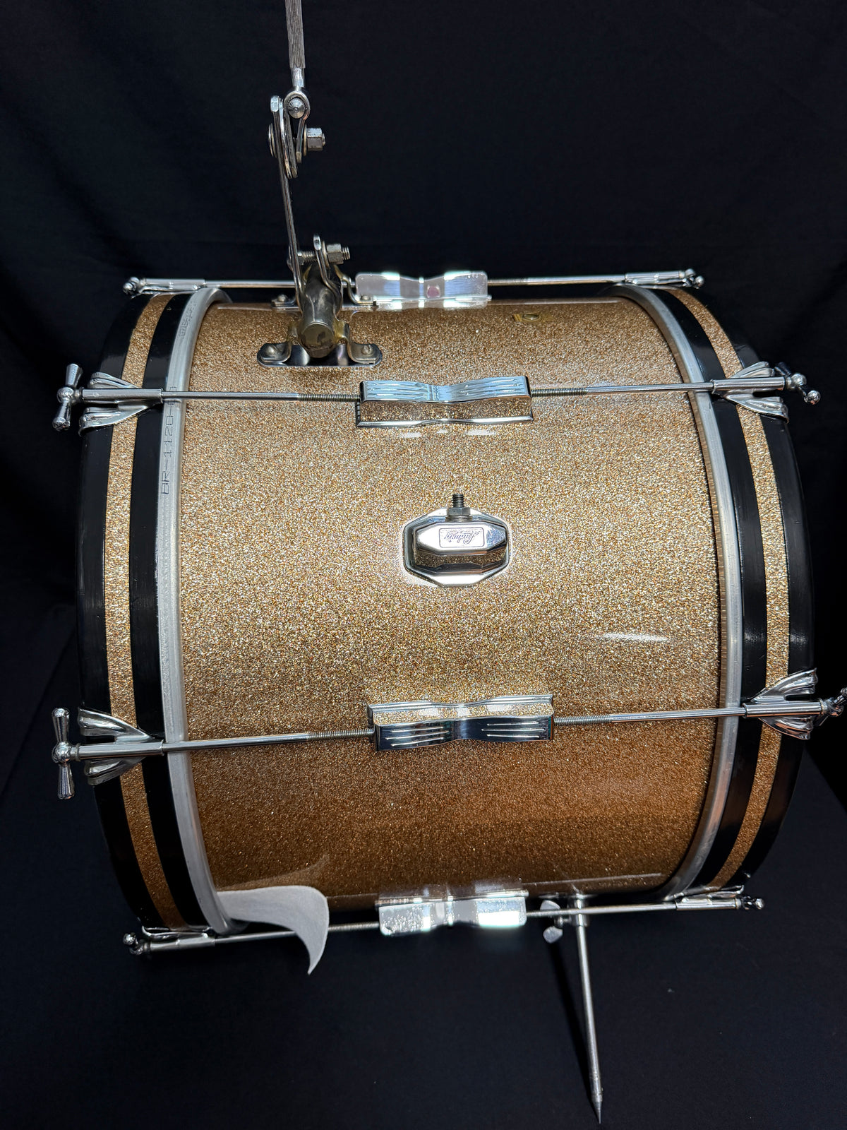 1967 Ludwig Club Date 20" x 14" Bass Drum Champagne Sparkle