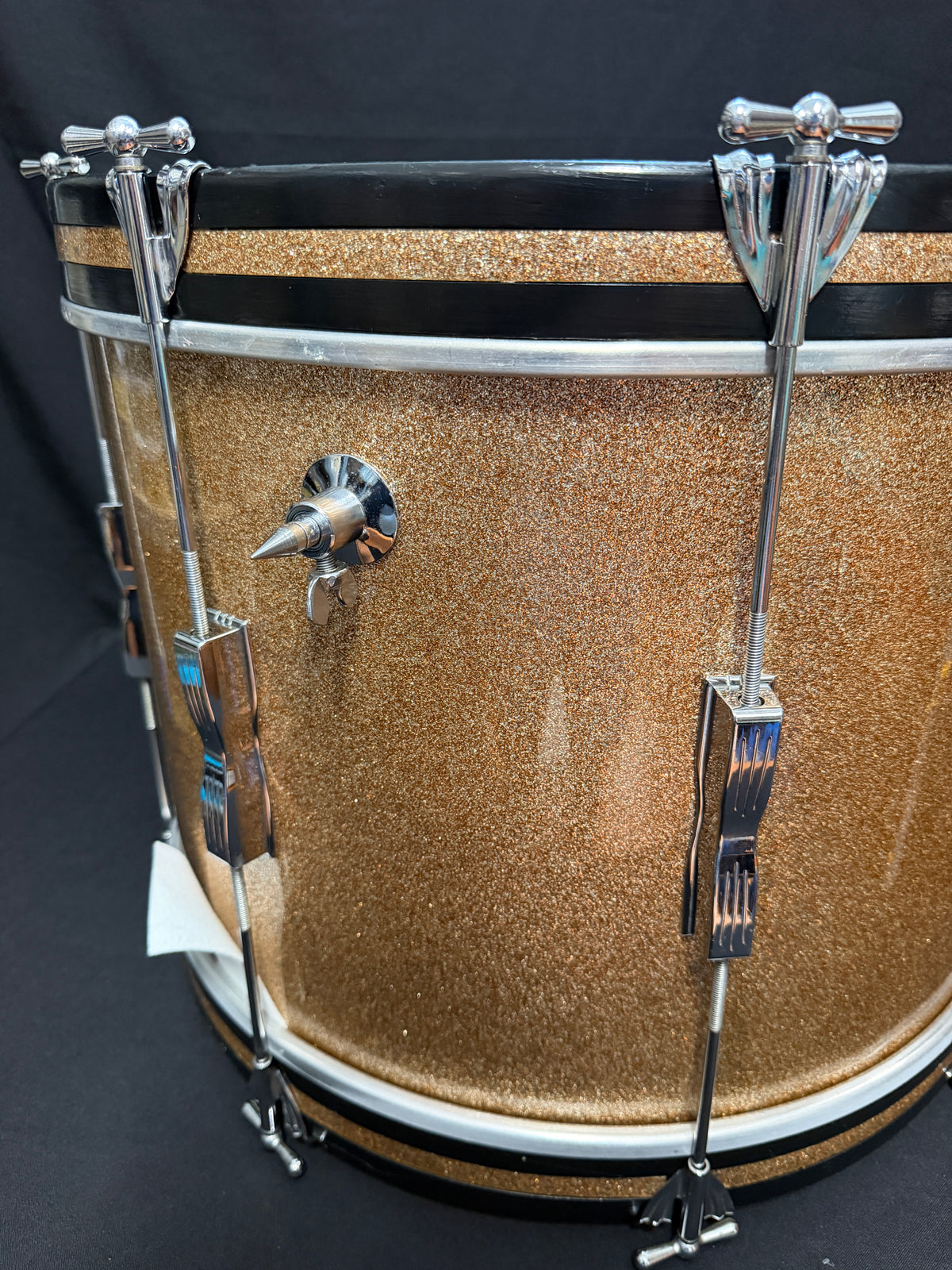 1967 Ludwig Club Date 20" x 14" Bass Drum Champagne Sparkle