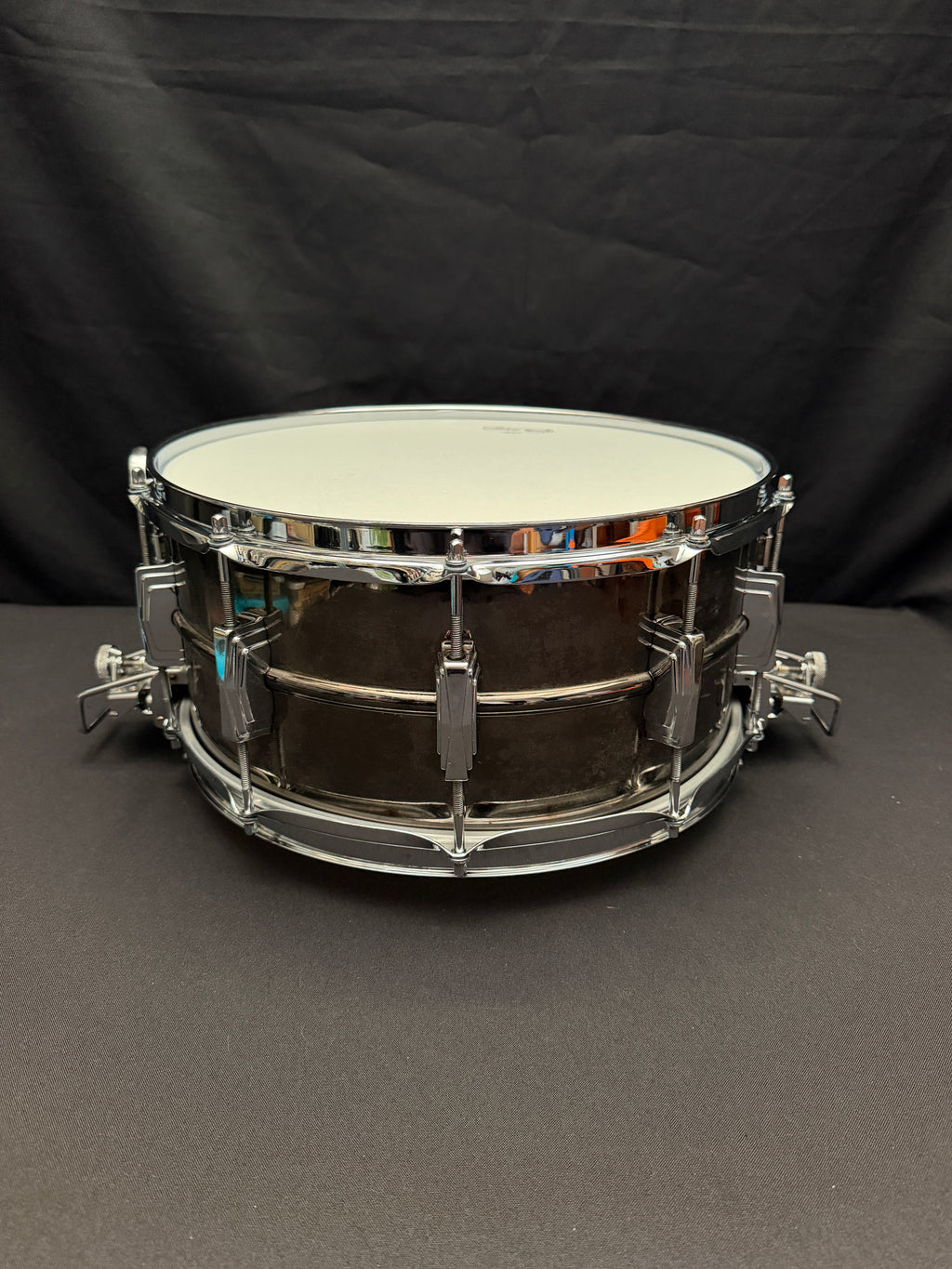 1980 Ludwig 14” x 6,5” Black Beauty Super Sensitive snare drum