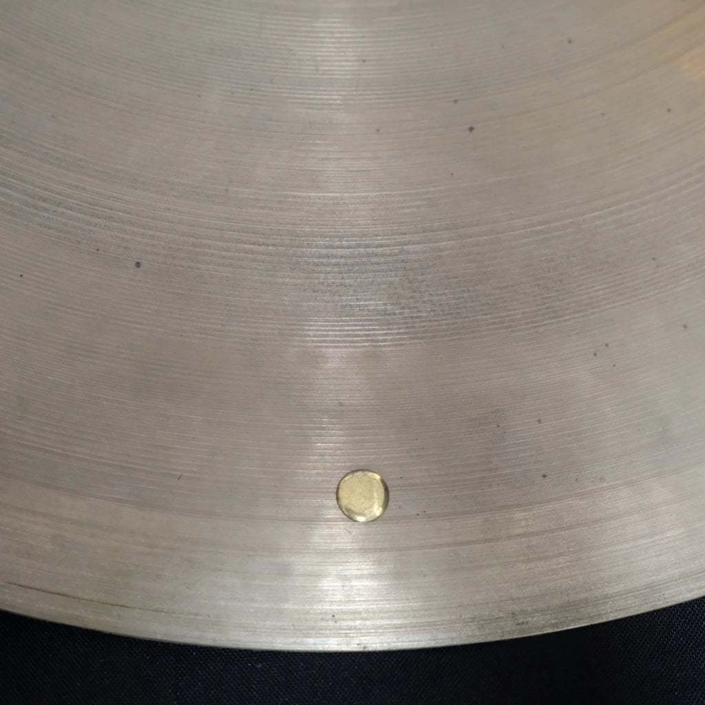 19" Zildjian Avedis Light cymbal with 3 x rivets 1750 grams large stamp 1960's