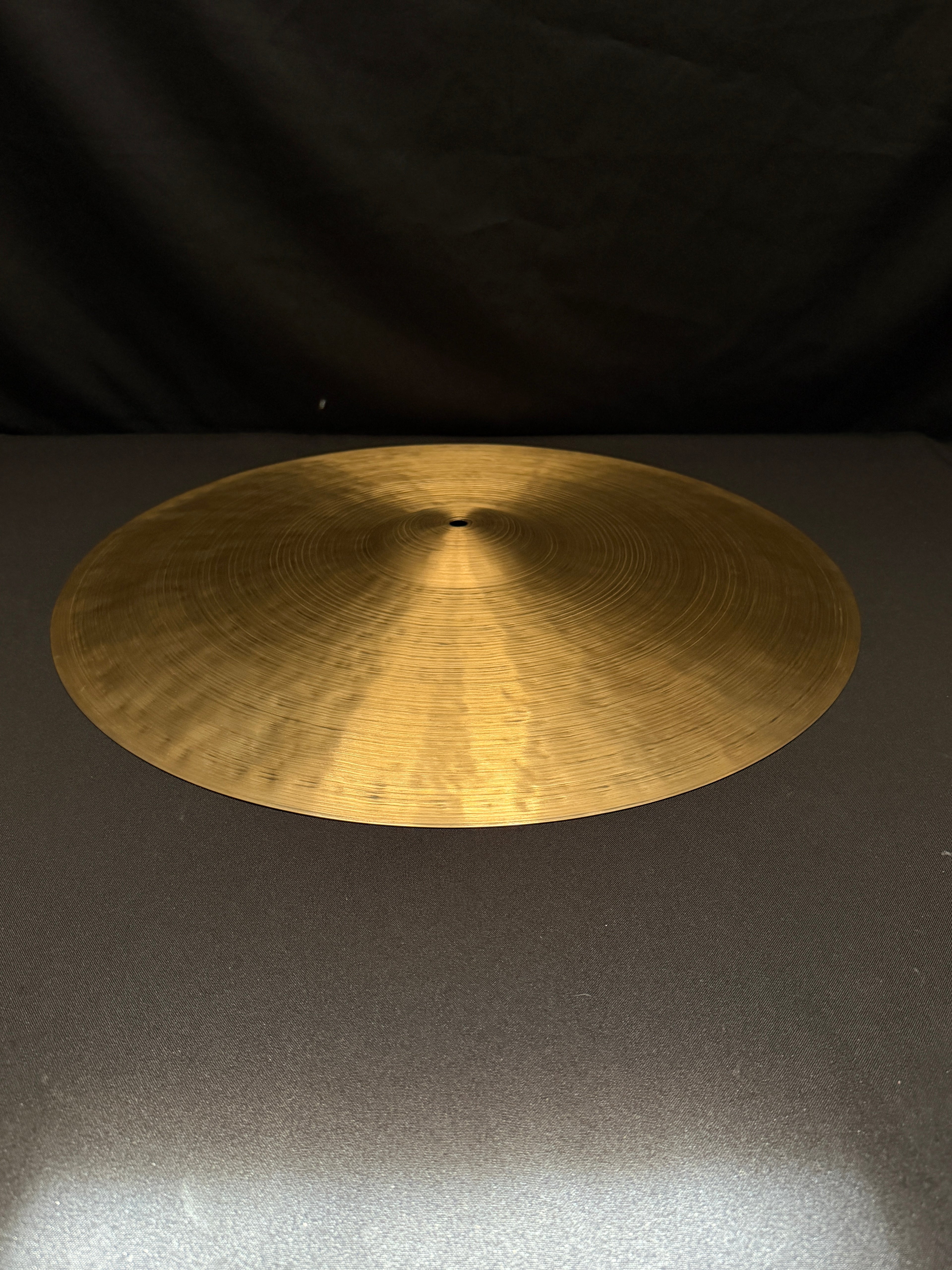 22" Istanbul Agop 30th Anniversary Ride 2106 grams