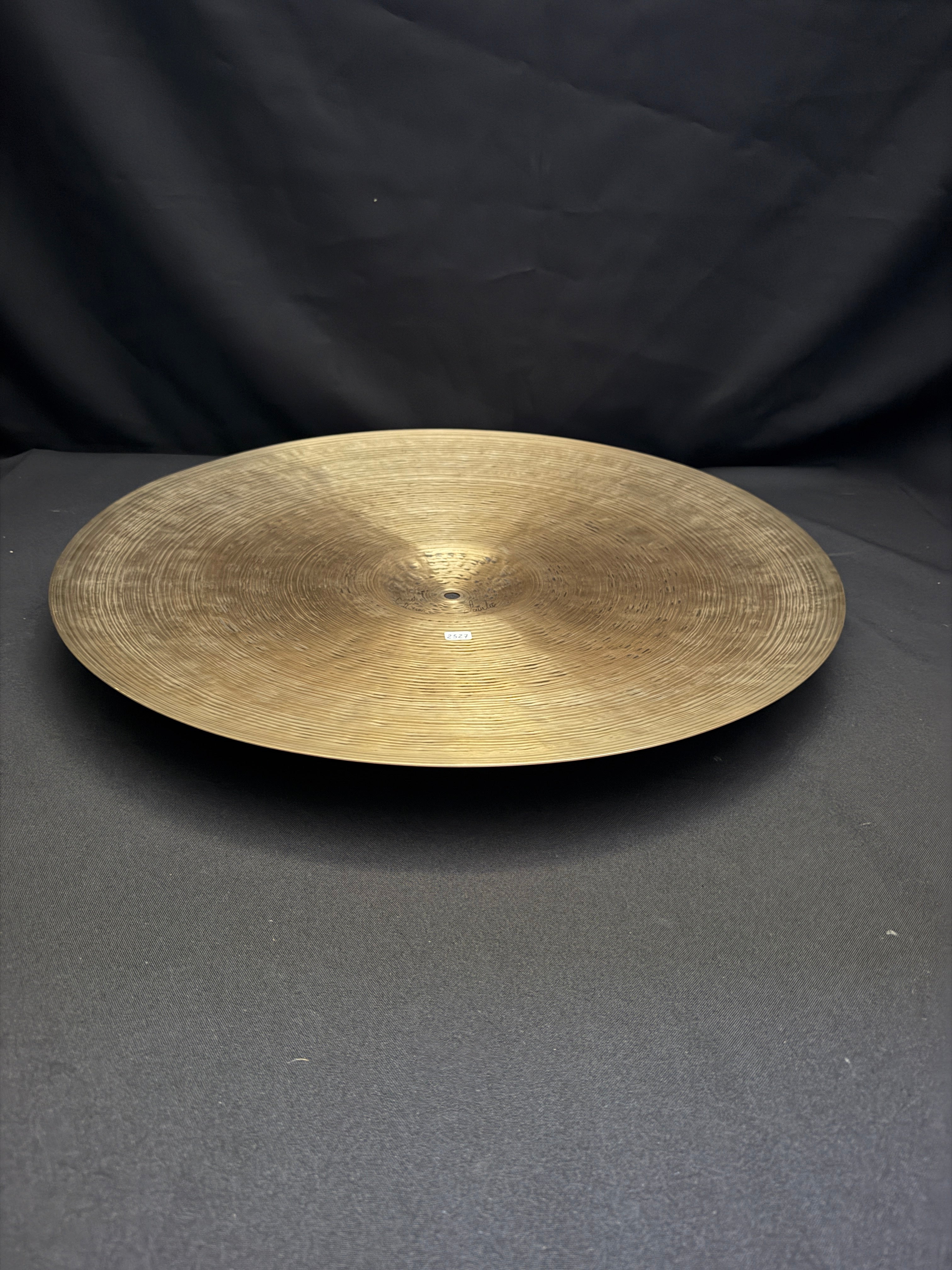 22" Istanbul Agop 30th Anniversary Ride 2527 grams