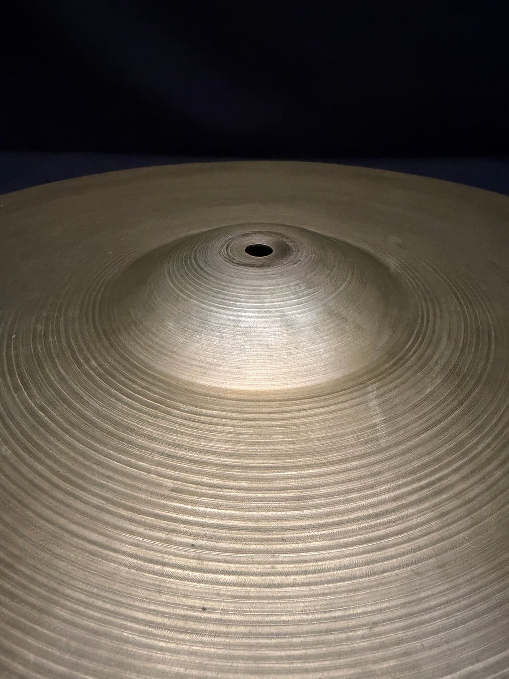 24" Zildjian Avedis Ride 3311 grams from 1960's