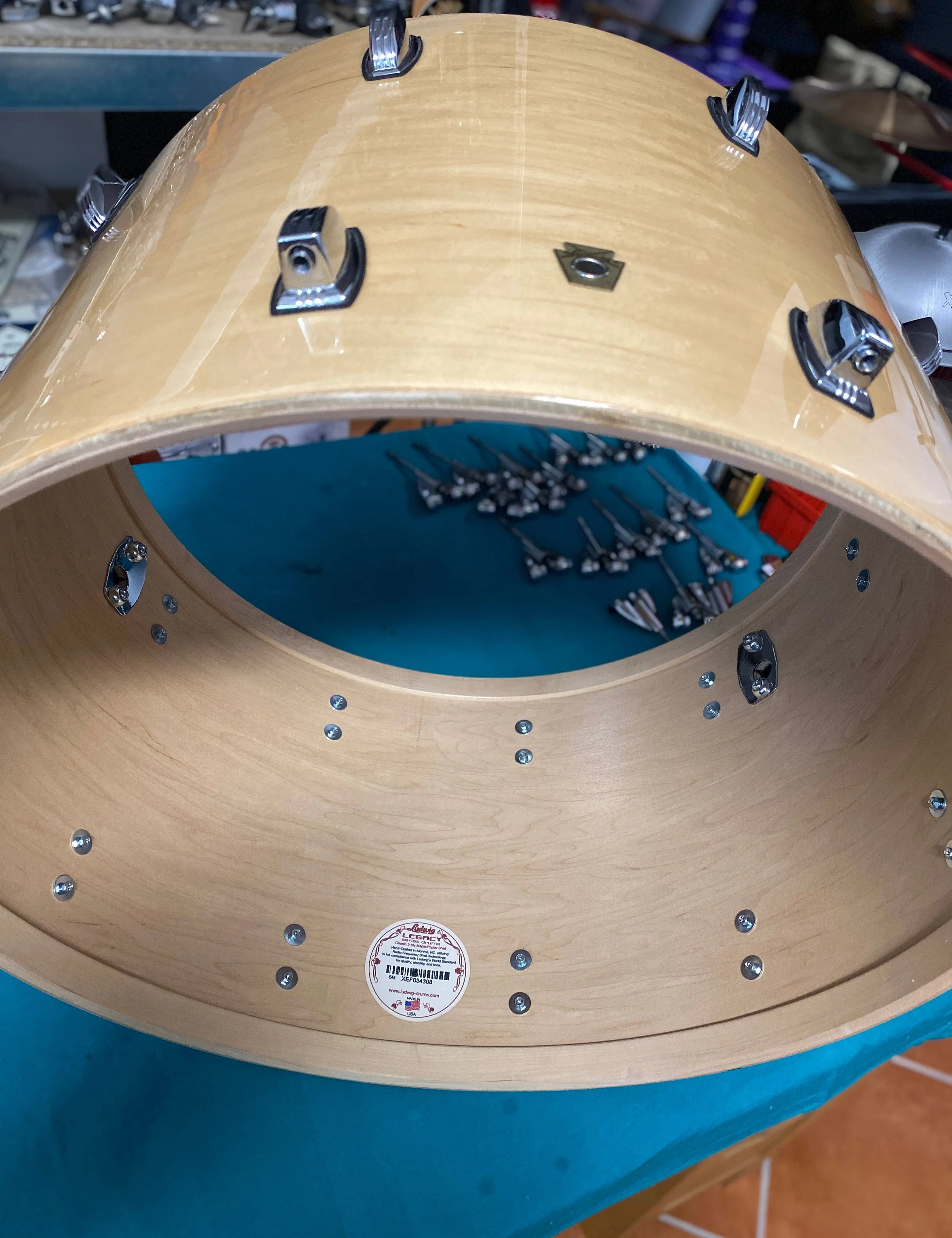 Ludwig Legacy Maple 22" - 12" - 16" Natural Maple Gloss drumset