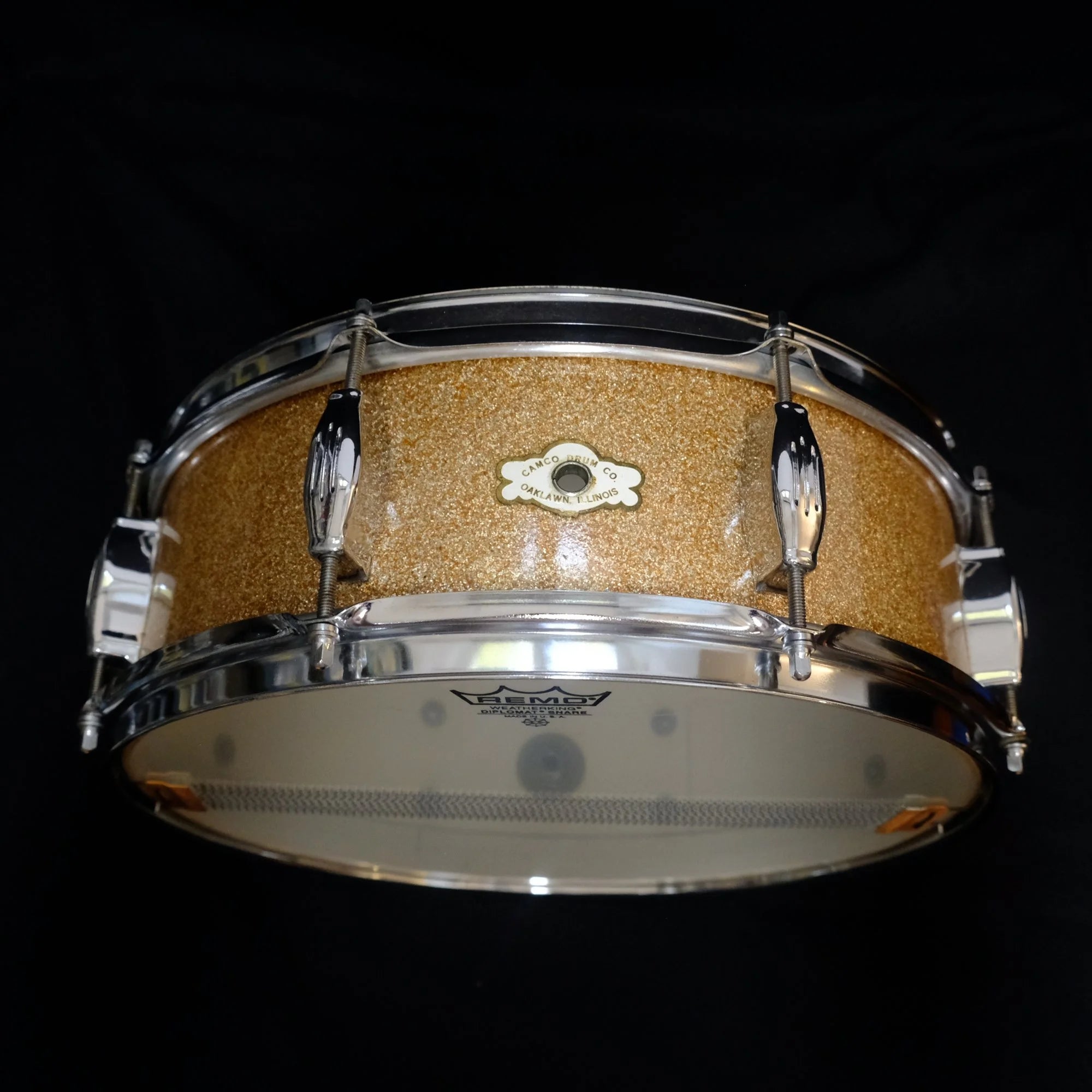 Camco Tuxedo Studio Model 14" x 5" snare drum champagne sparkle from early 1960's