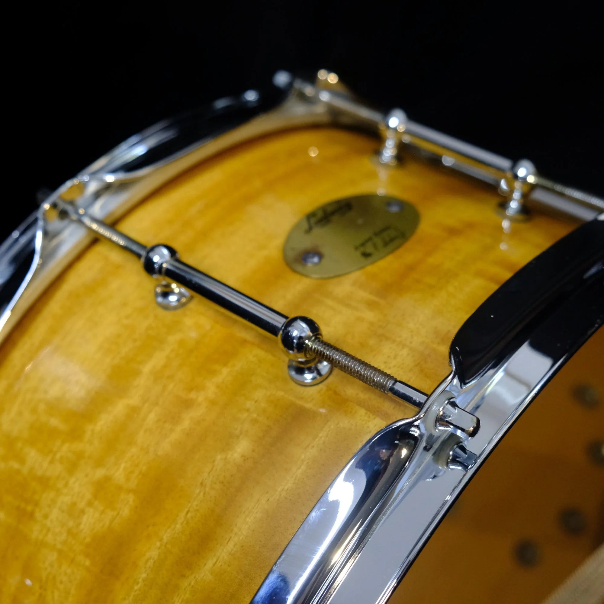 Ludwig Classic Maple Ltd Edition Satinwood 14" x 6,5" Snare Drum