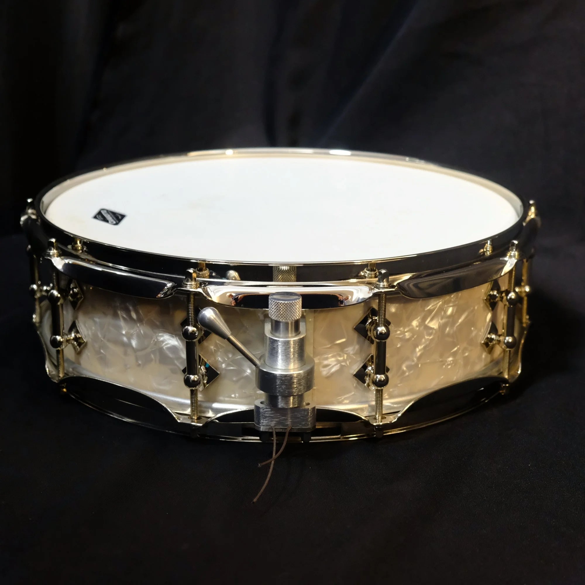 Craviotto Solid Shell 14" x 4" Snare Drum in white marine pearl from 2007