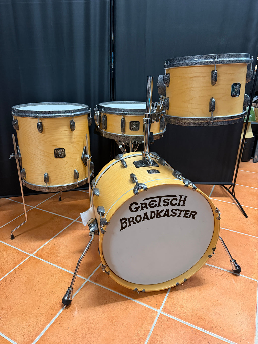 Gretsch Broadkaster BOP Drumset 18"-12"-14" + Snare in Satin Maple from 2000