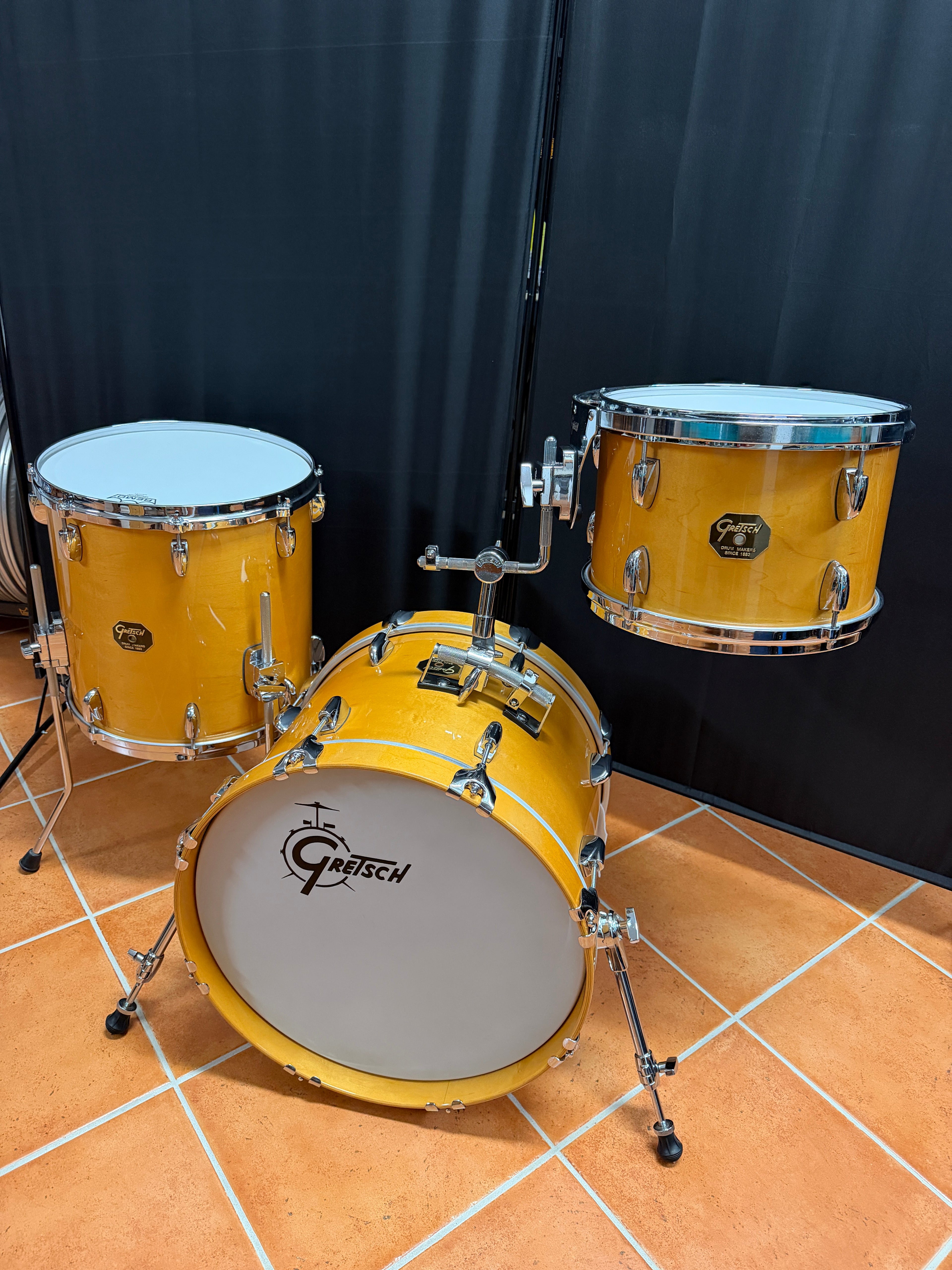 Gretsch USA Custom BOP drumkit 18"-12"-14" in Satin Sun Amber