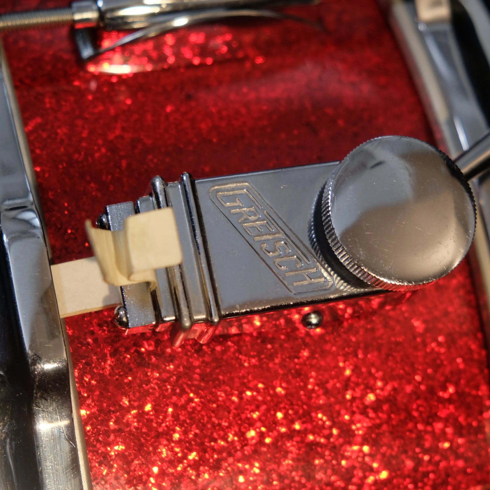 1960's Gretsch Round Badge Name Band 14" x 5,5" snare drum in Red Sparkle