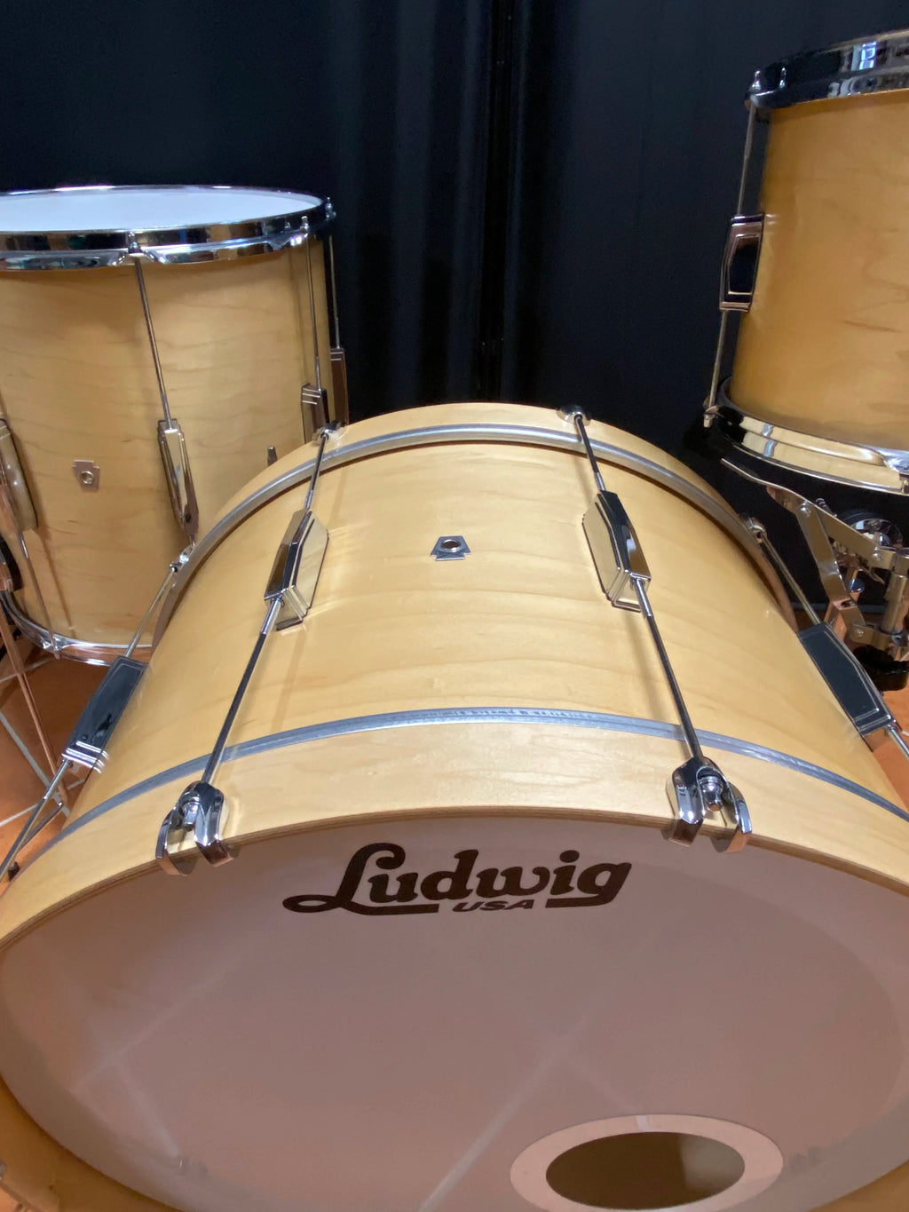 Ludwig Club Date Pro Beat 24" - 13" - 16" Natural Maple made in USA