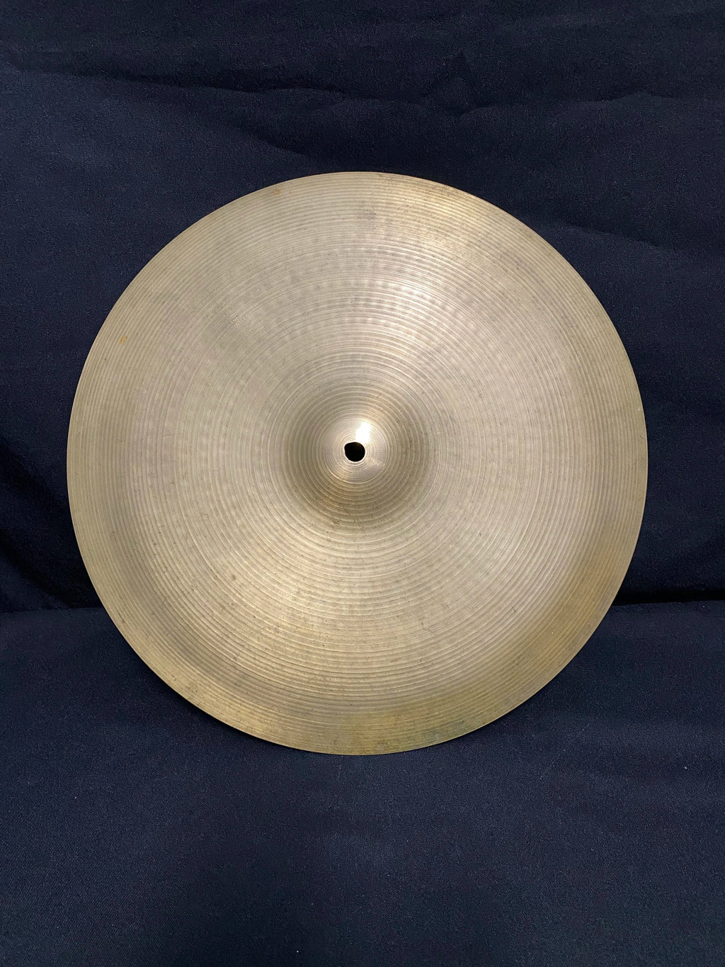 16" Zildjian Avedis Crash Hollow logo 1115 grams from 1978-1982