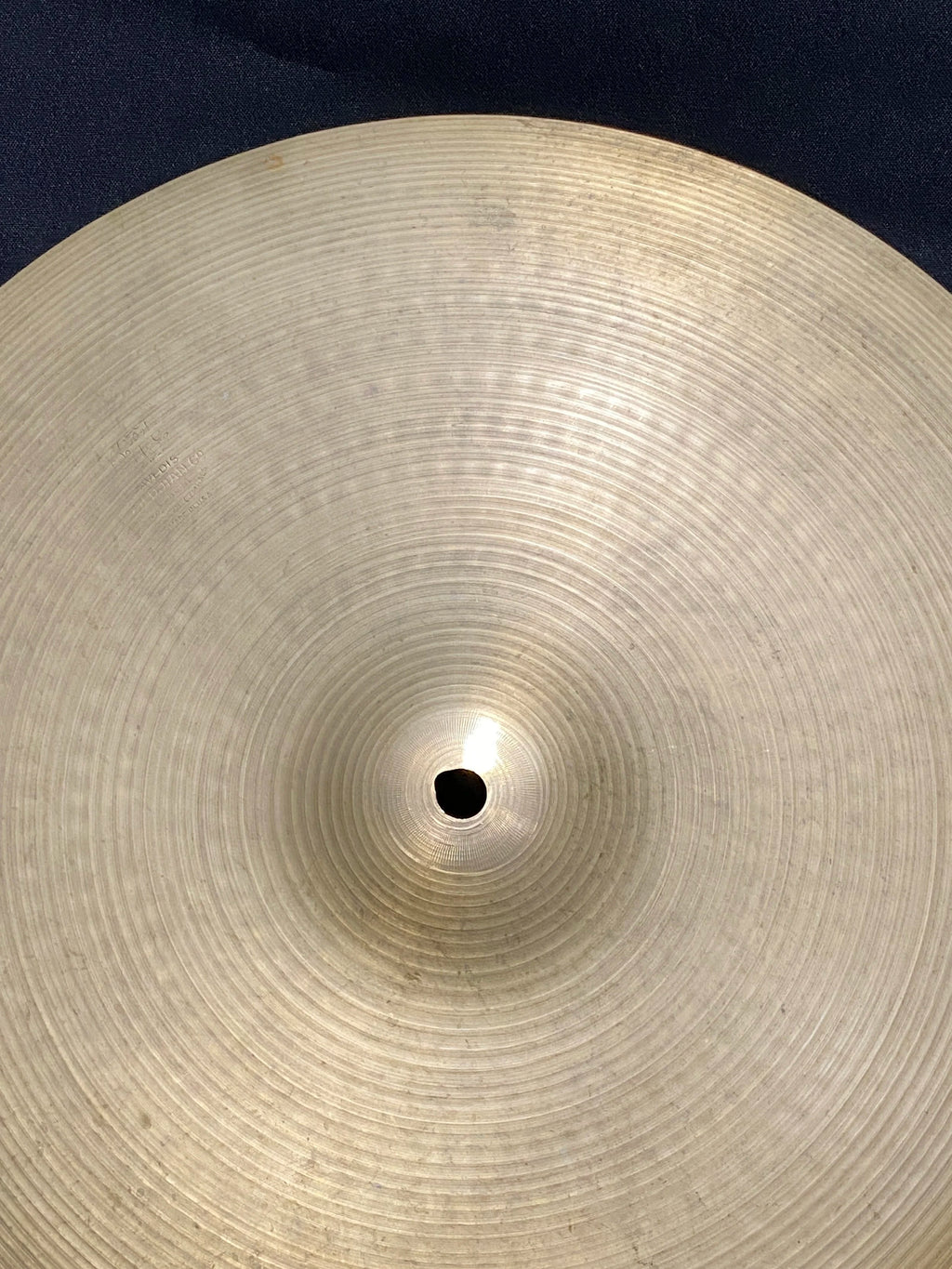 16" Zildjian Avedis Crash Hollow logo 1115 grams from 1978-1982
