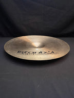 20" Istanbul Agop Traditional Medium Ride 2705 grams