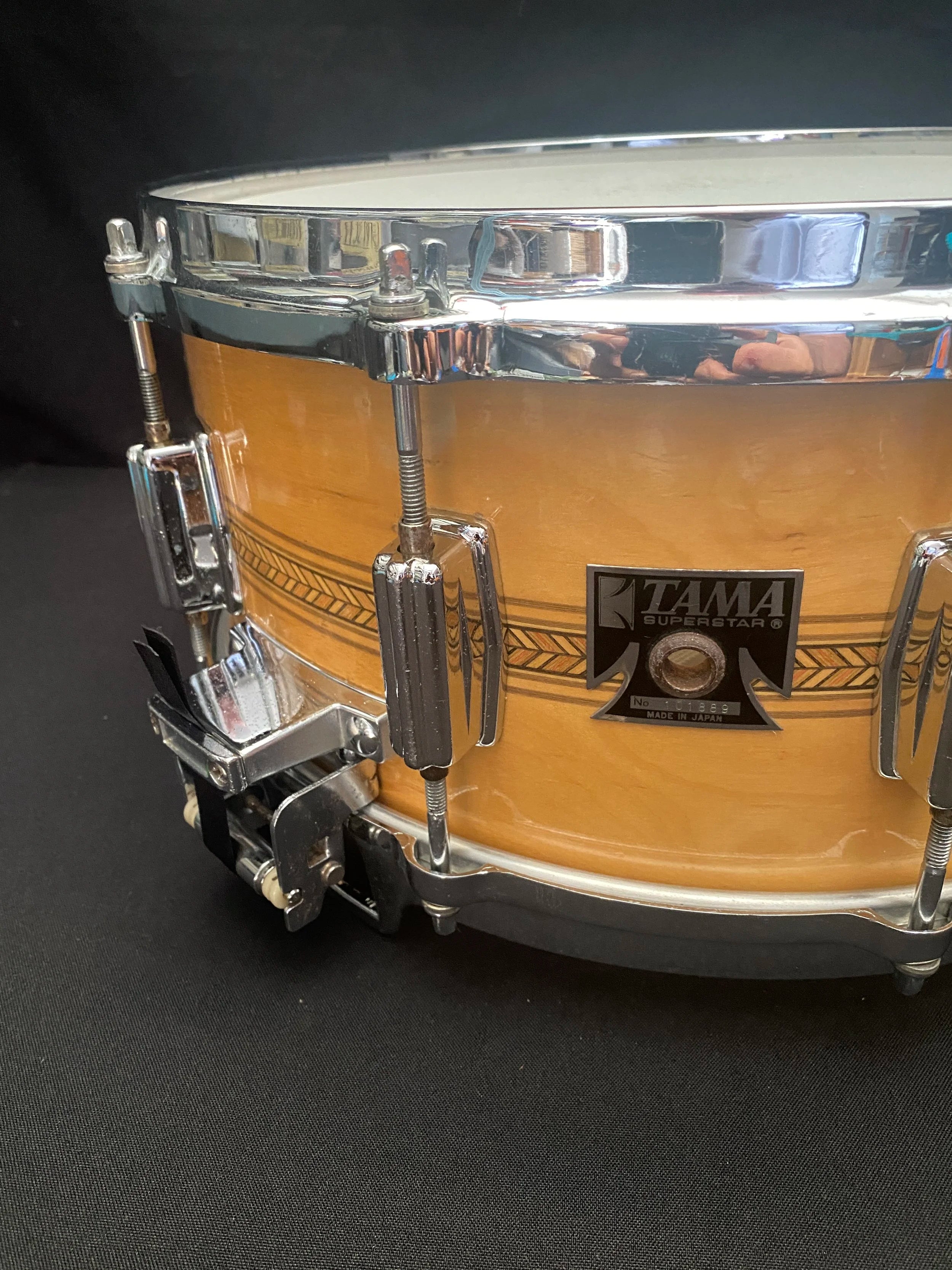 1980's Tama Superstar Mastercraft AW-456 Birch Artwood 14" x 6,5" Snare Drum​ with Roller-Action Strainer.