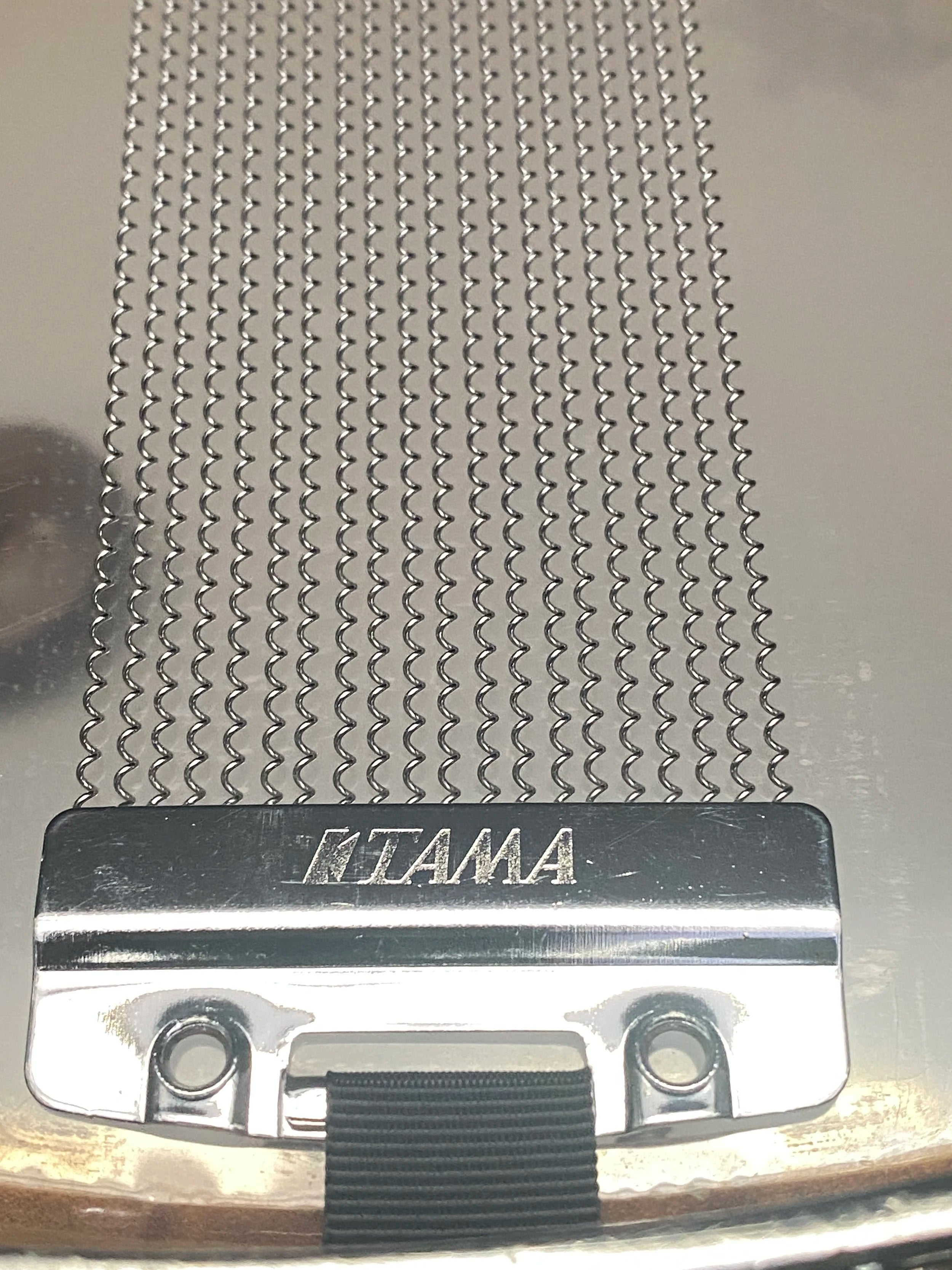 1980's Tama Superstar Mastercraft AW-456 Birch Artwood 14" x 6,5" Snare Drum​ with Roller-Action Strainer.