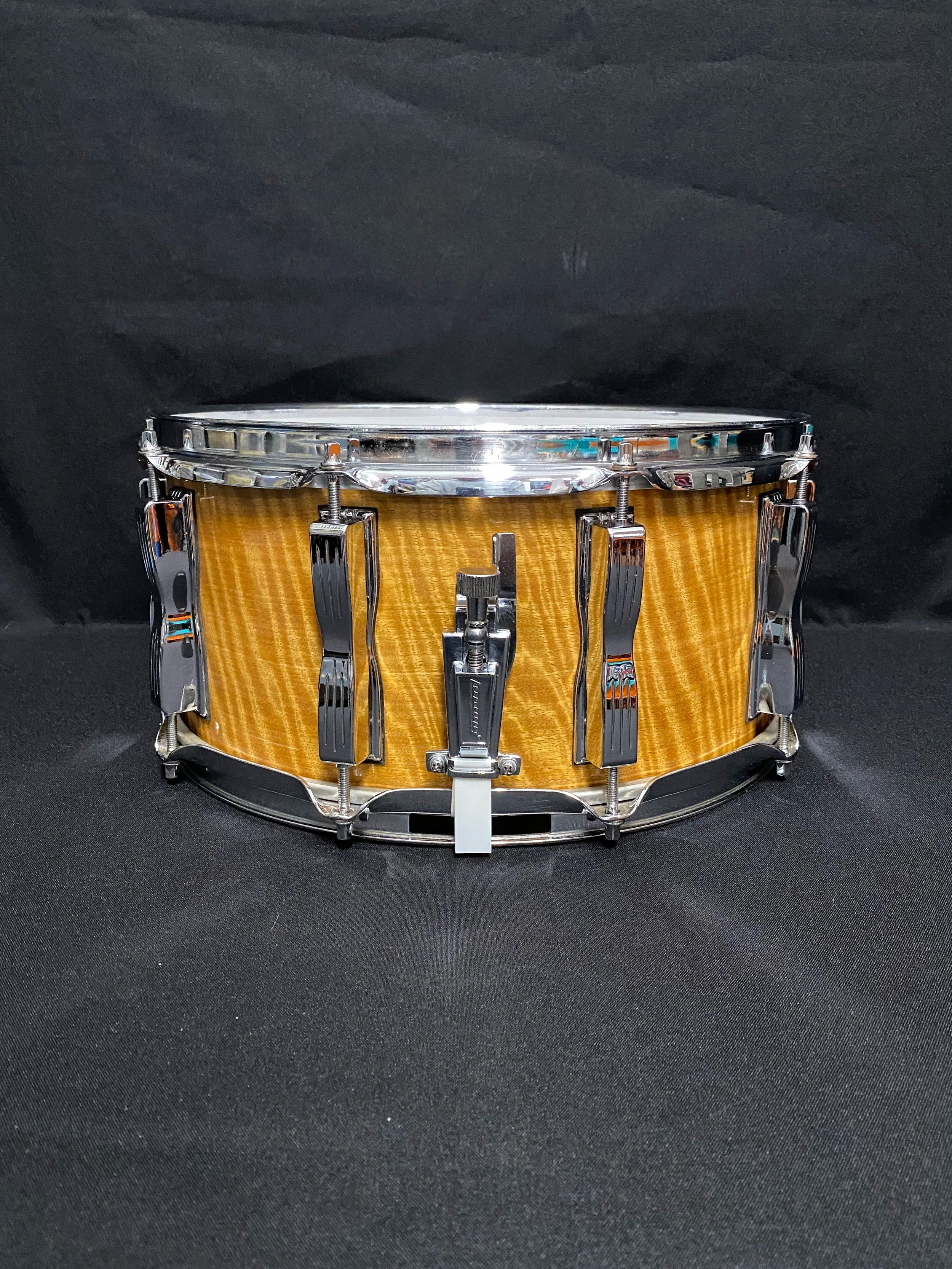 Ludwig Classic Maple 14" x 6,5" Ltd. Edition Satinwood Snare Drum