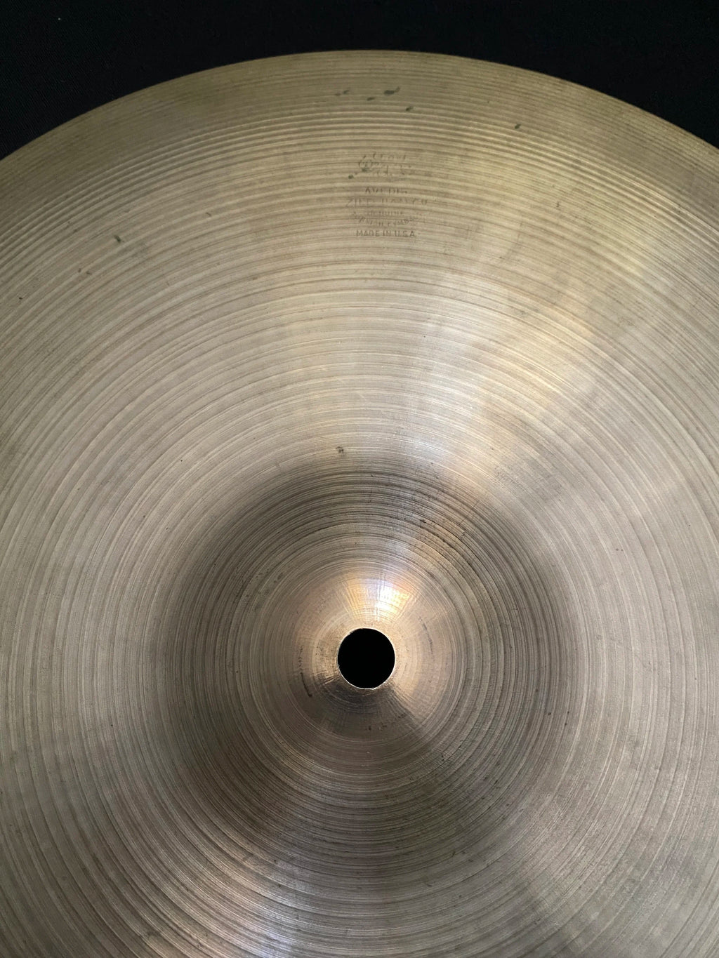 15" Zildjian Avedis Hi-Hat hollow logo from 1970's 1595-976 grams