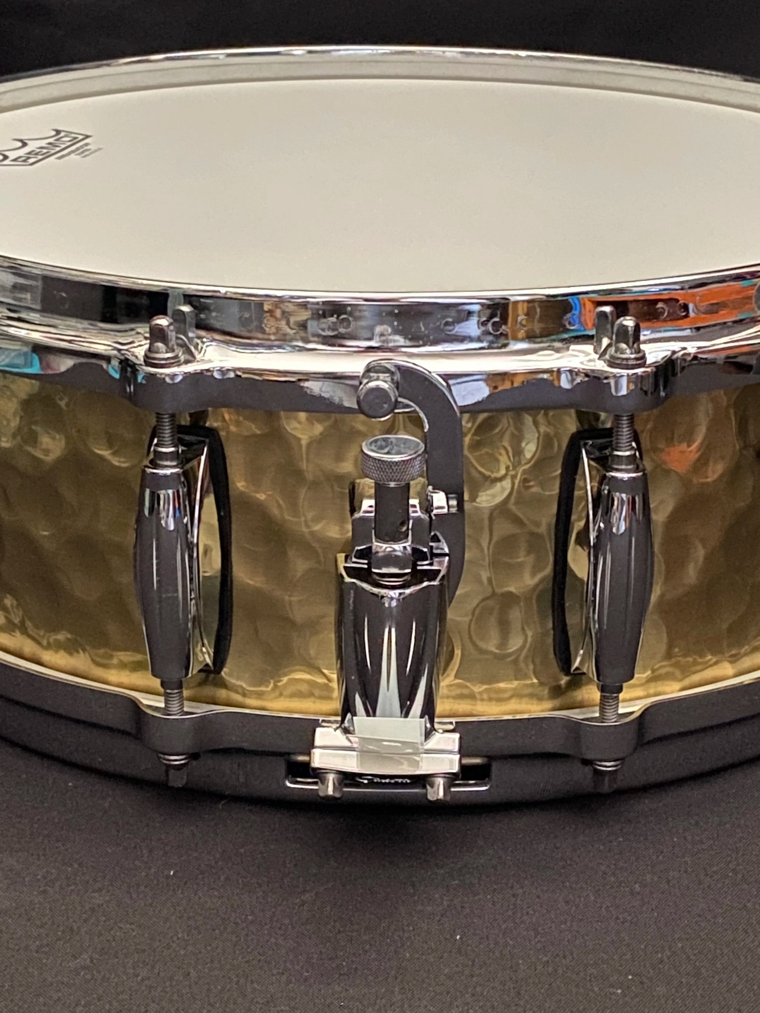 Gretsch Full Range Hammered Brass 14" x 5" Snare Drum