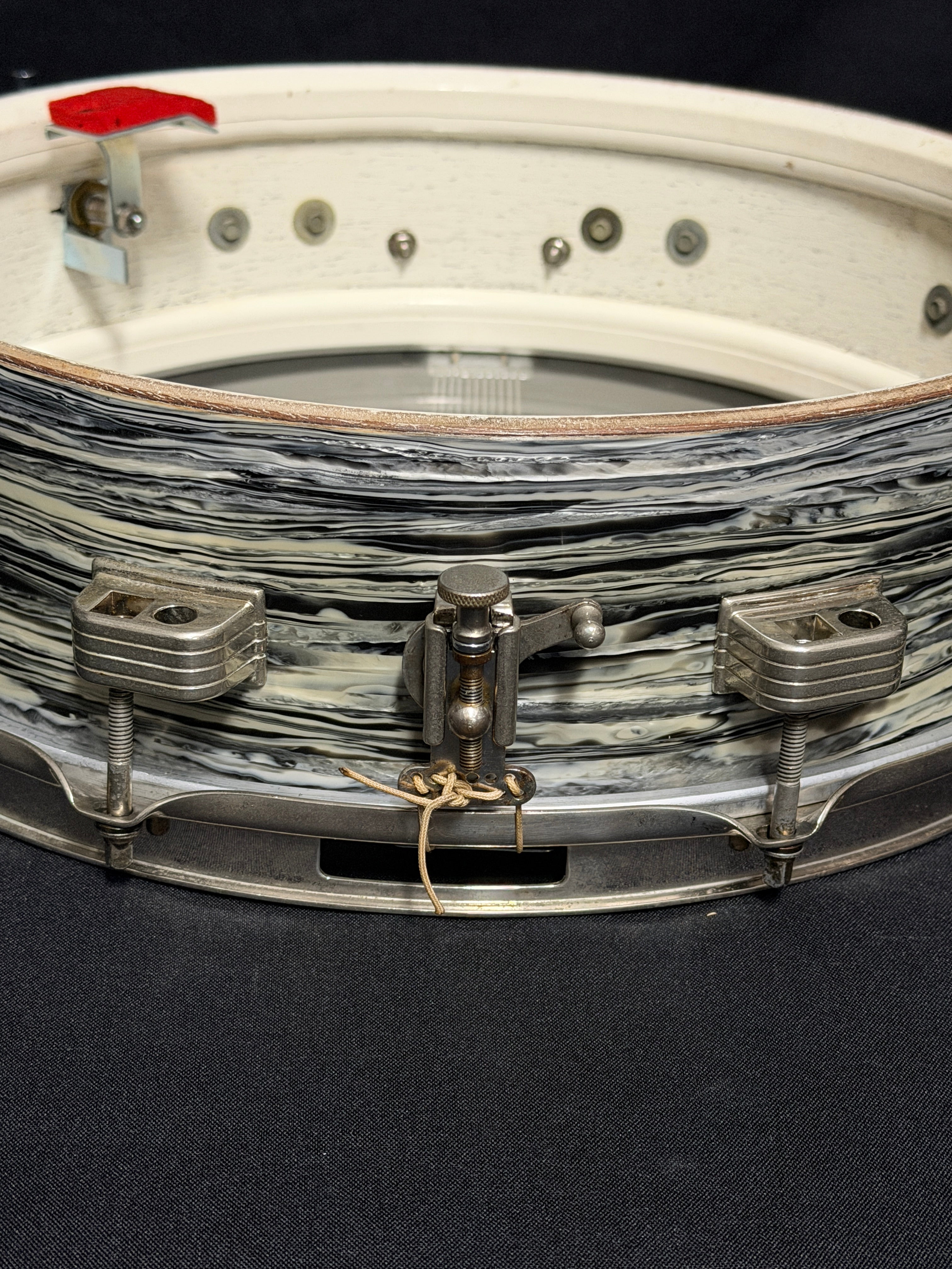 1964 Ludwig Downbeat 14"x 4" snare drum Black Oyster Pearl