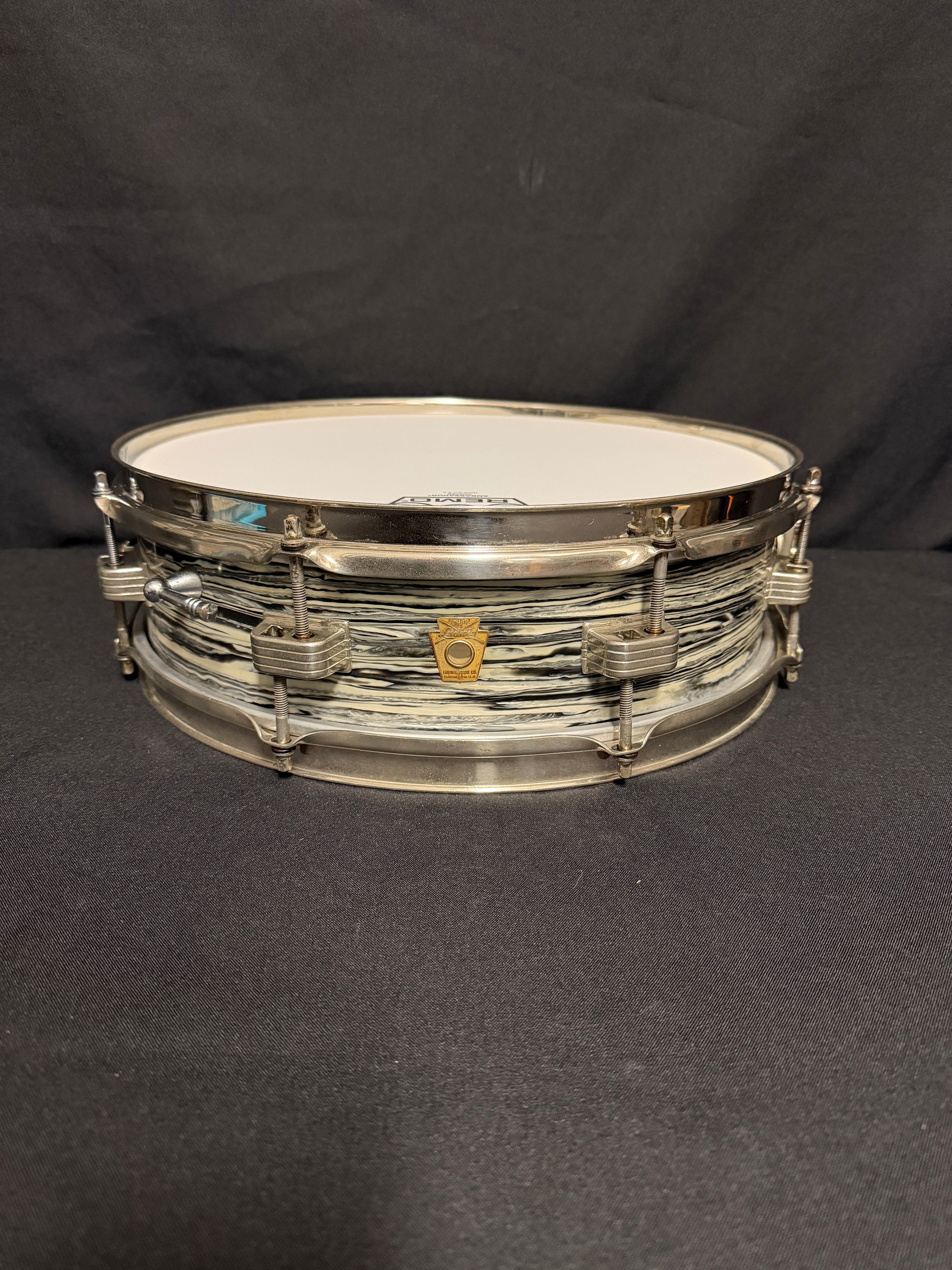 1964 Ludwig Downbeat 14"x 4" snare drum Black Oyster Pearl