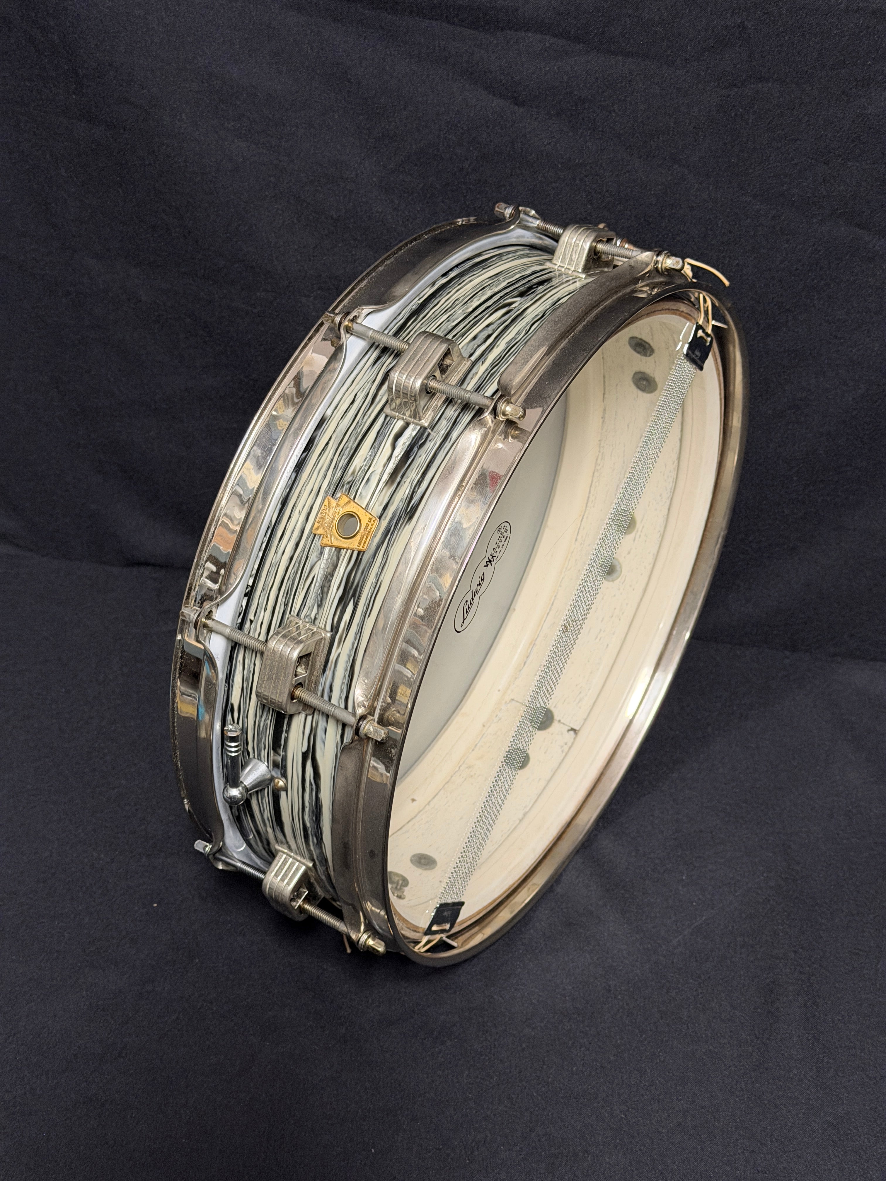 1964 Ludwig Downbeat 14"x 4" snare drum Black Oyster Pearl