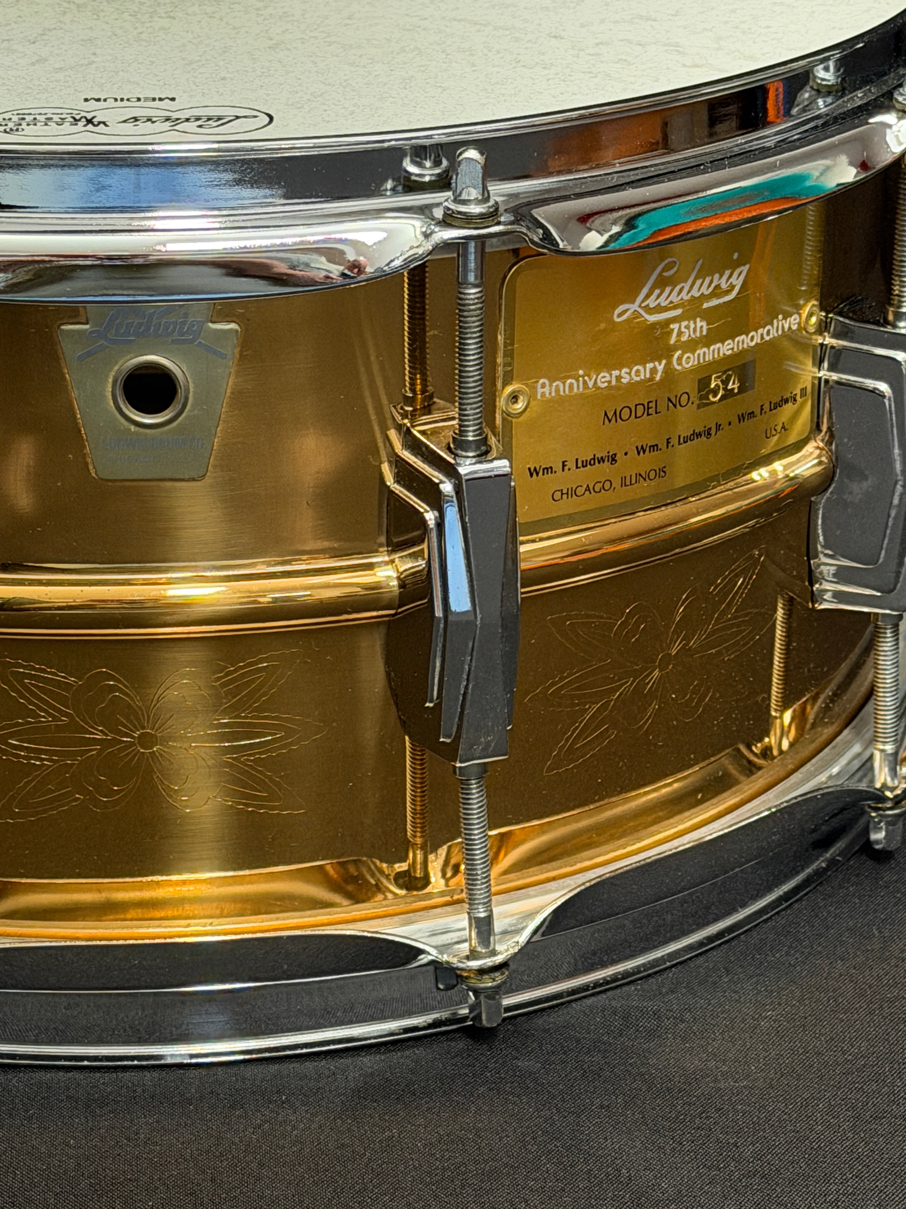 Ludwig 75th. Anniversary 14" x 6,5" Bronze snare drum Super Sensitive from 1984