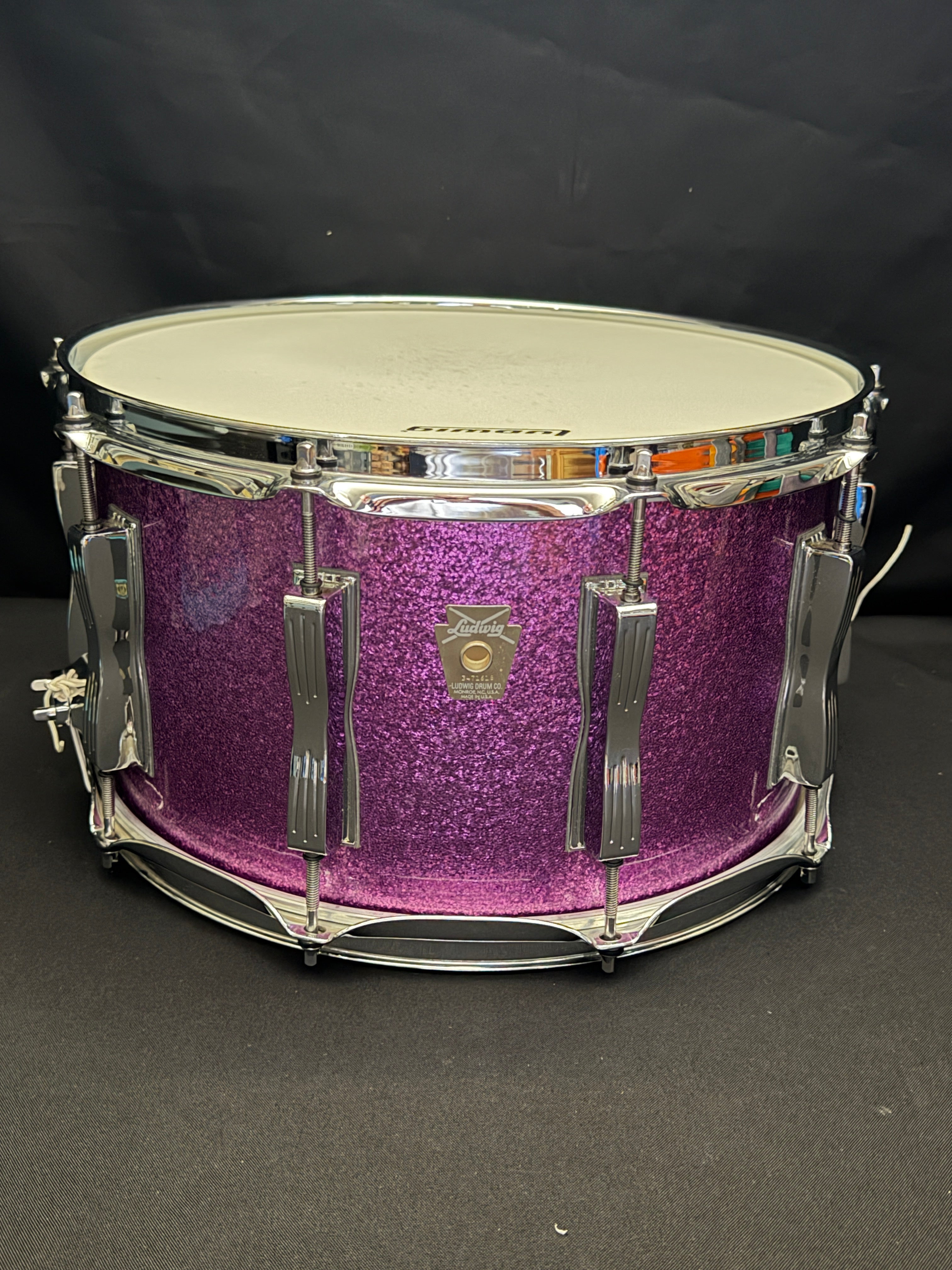 Ludwig Classic Maple 14" x 8" Purple Sparkle Snare Drum