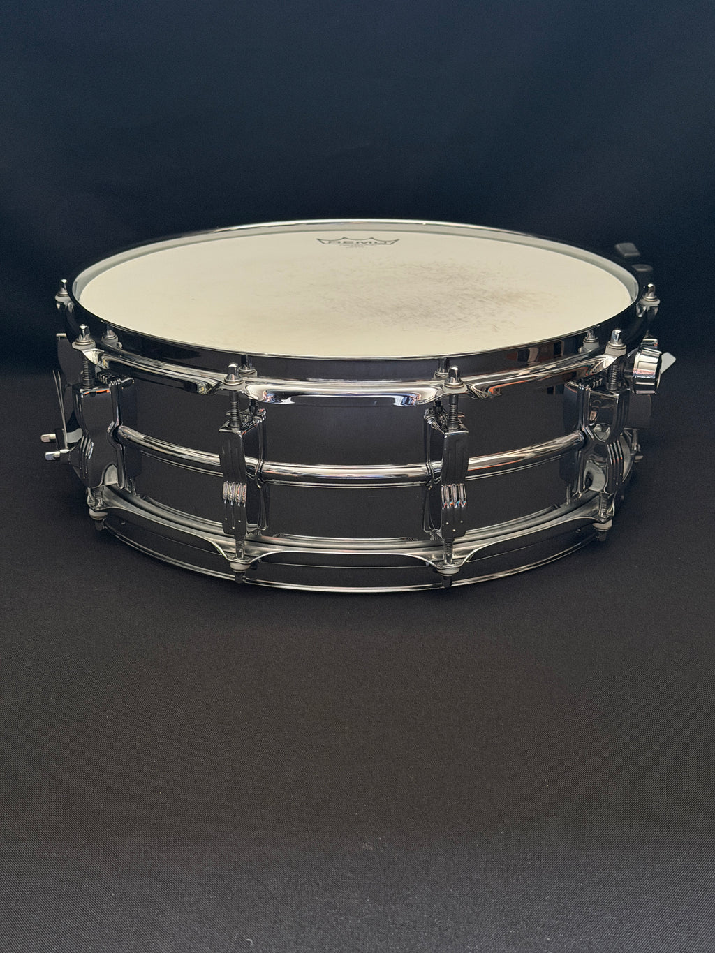 Ludwig LM300 Rocker 14" x 5" metal snare drum from 2000's