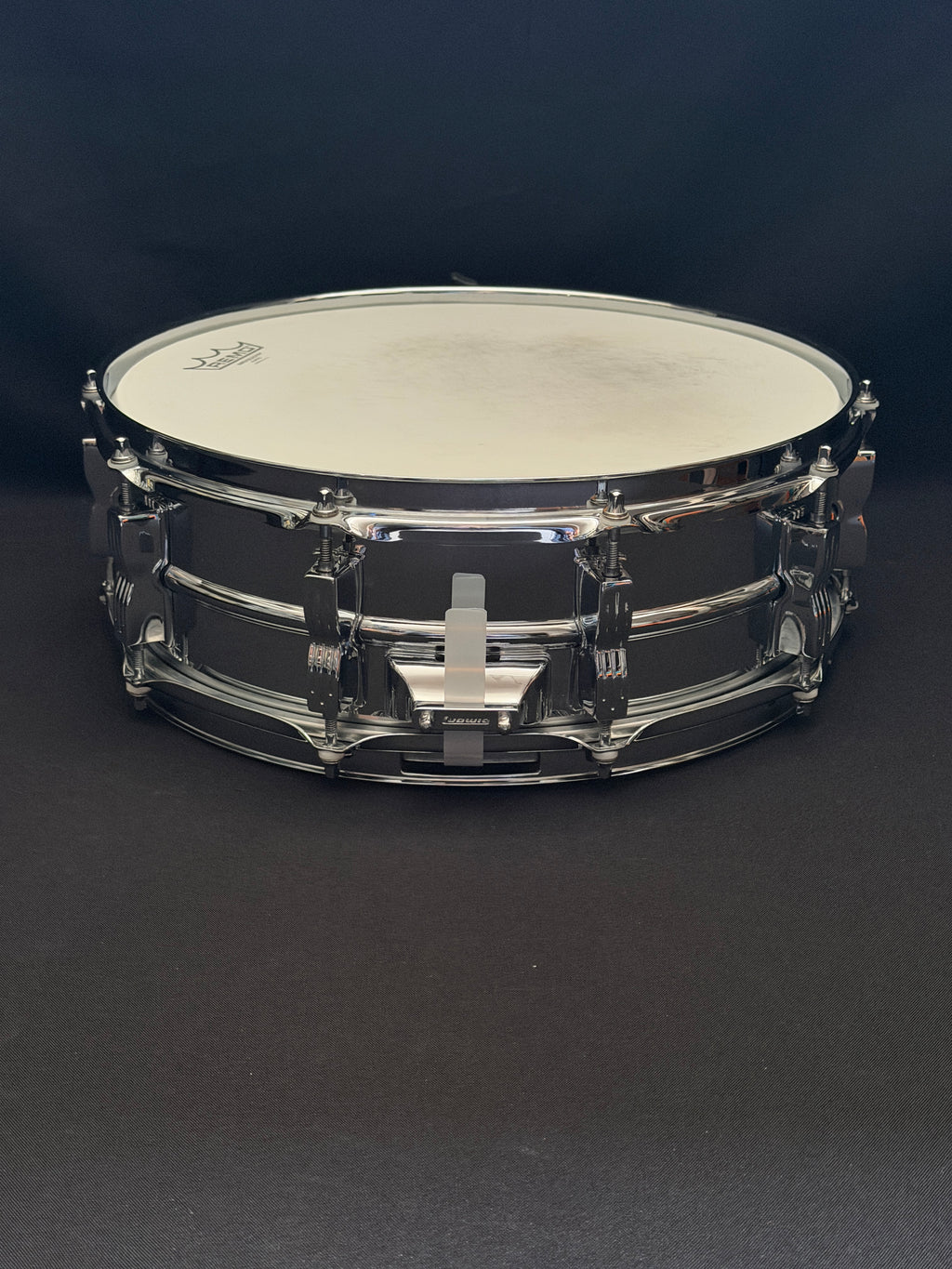 Ludwig LM300 Rocker 14" x 5" metal snare drum from 2000's