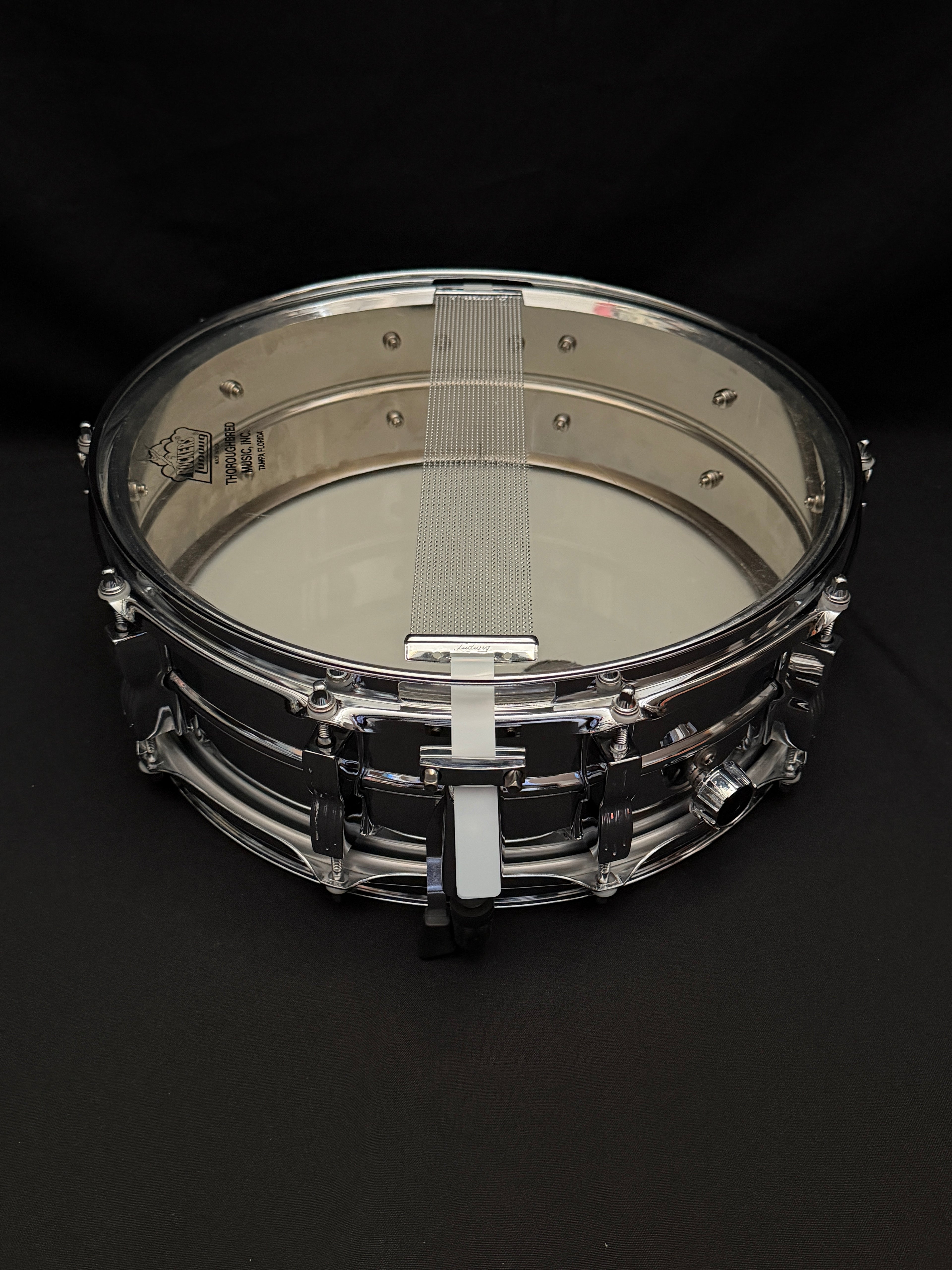 Ludwig LM300 Rocker 14" x 5" metal snare drum from 2000's