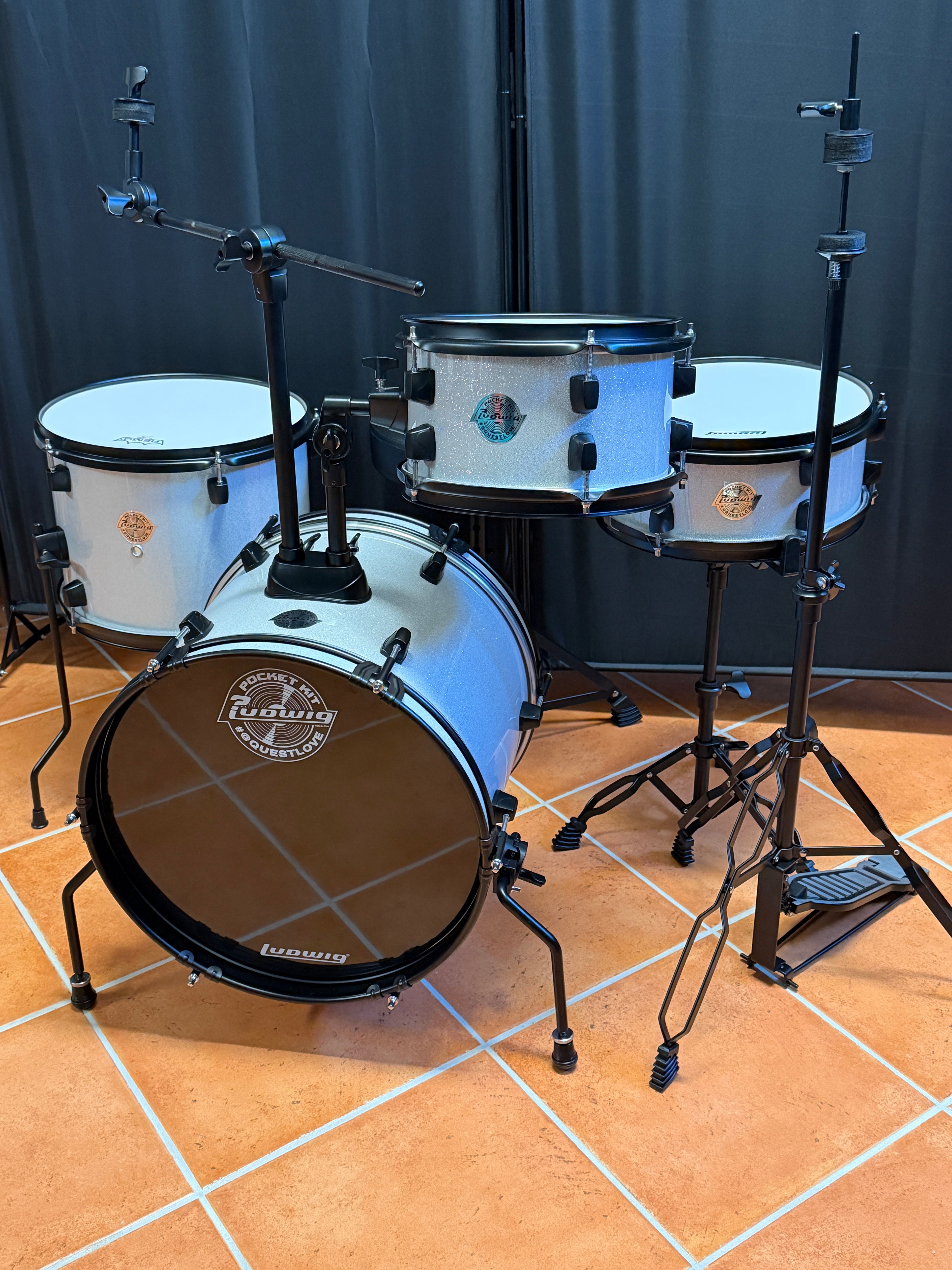 Ludwig Pocket Kit 16"-10"-13"-12" - Silver Sparkle by Questlove