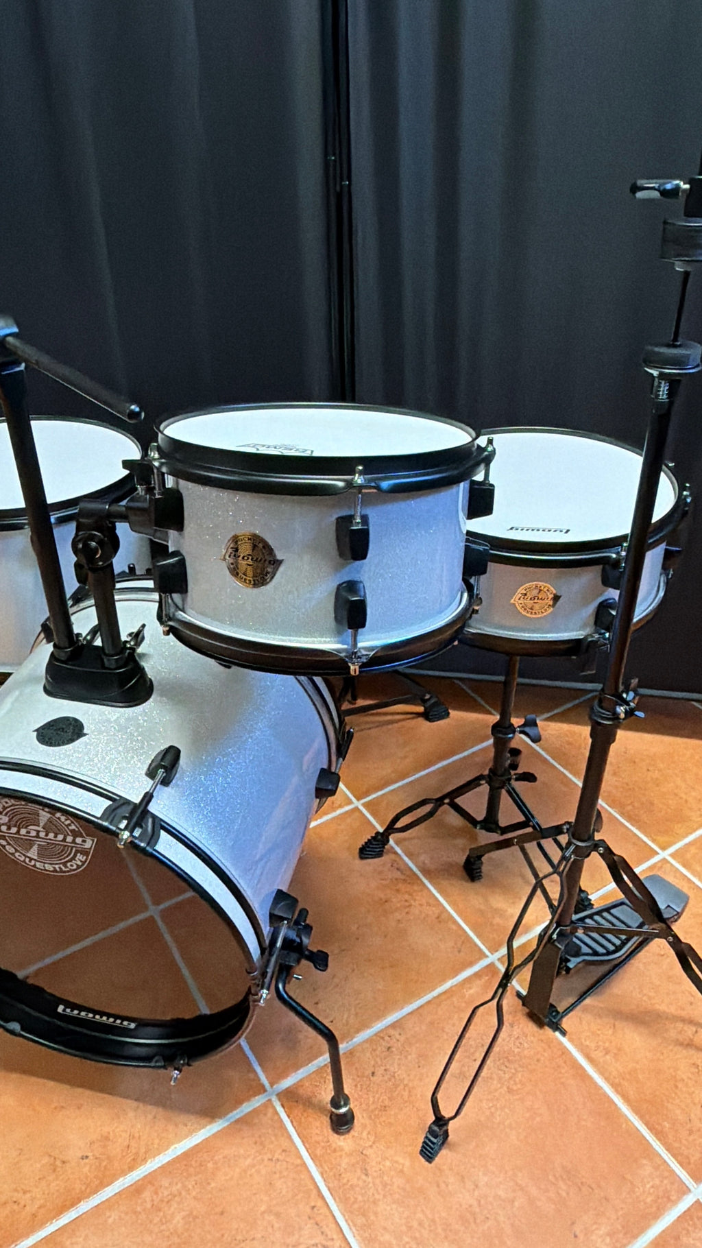 Ludwig Pocket Kit 16"-10"-13"-12" - Silver Sparkle by Questlove