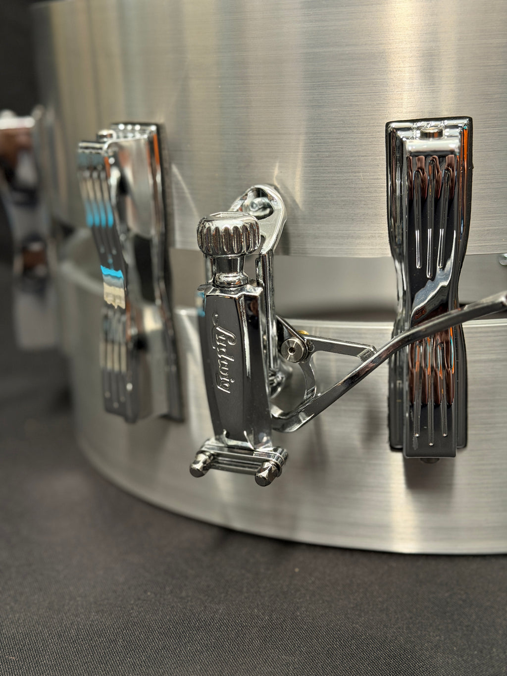 Ludwig Slotted Coliseum 14" x 8" Cast Aluminum Snare Drum
