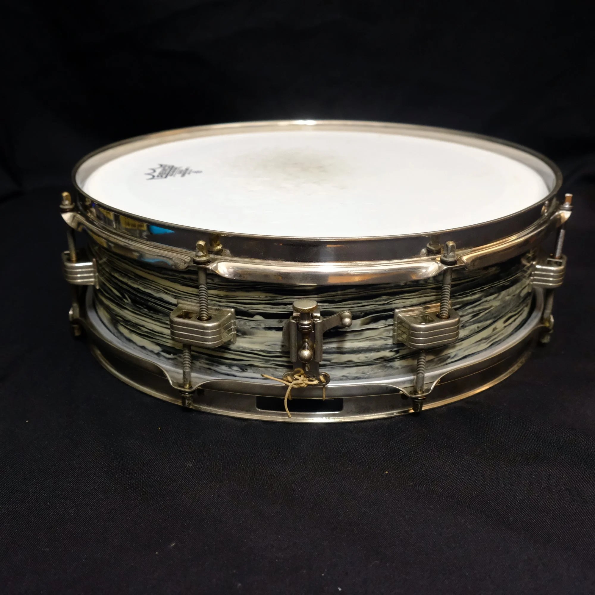 1964 Ludwig Downbeat 14"x 4" snare drum Black Oyster Pearl