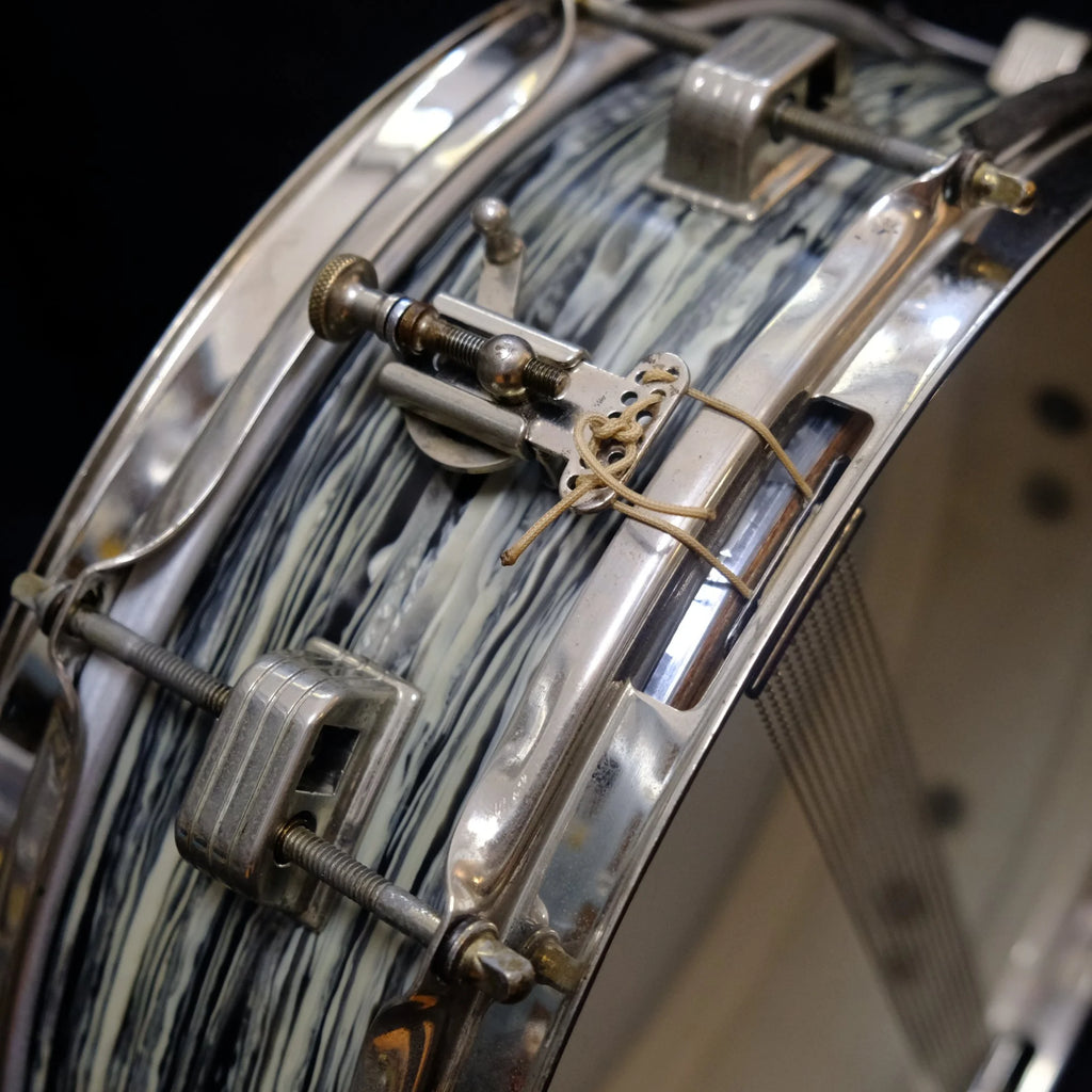 1964 Ludwig Downbeat 14"x 4" snare drum Black Oyster Pearl